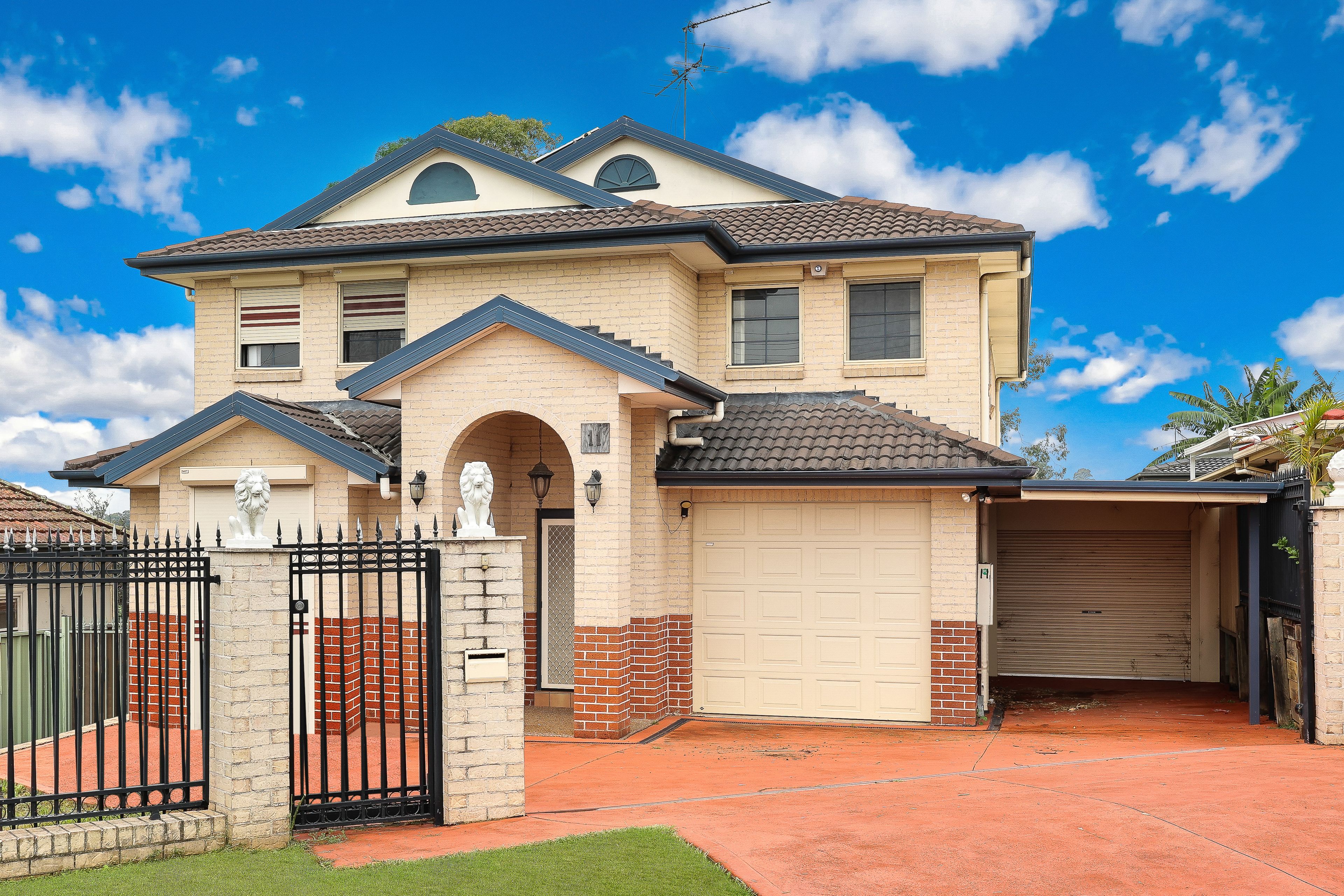 11 Appin Road, Bradbury, NSW 2560