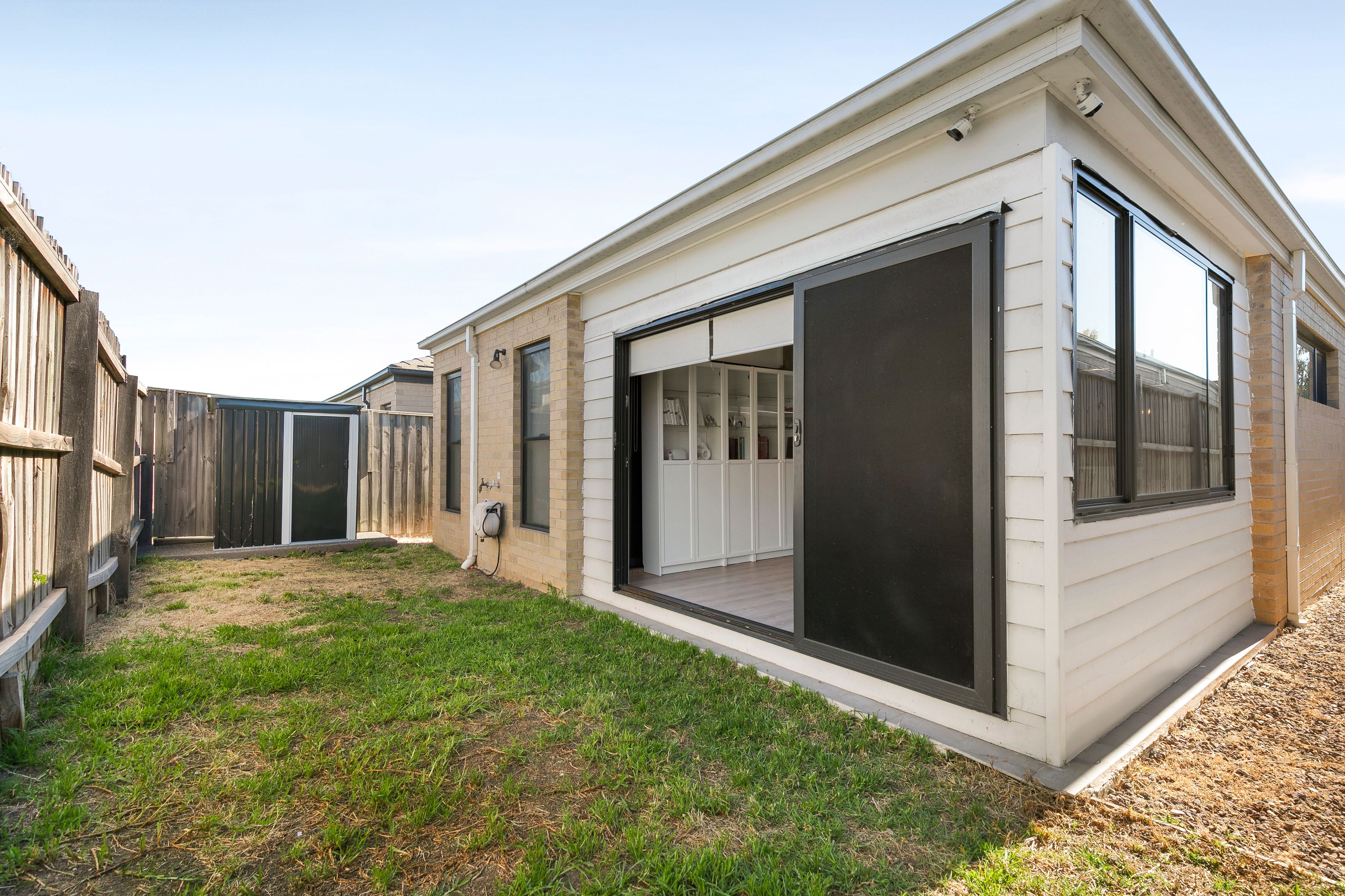 12 Lavinia Street — photo 13 of 14