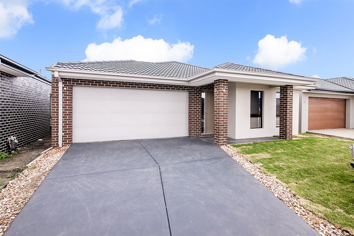 10 Ayrshire Way Clyde North Vic Rental House Leased