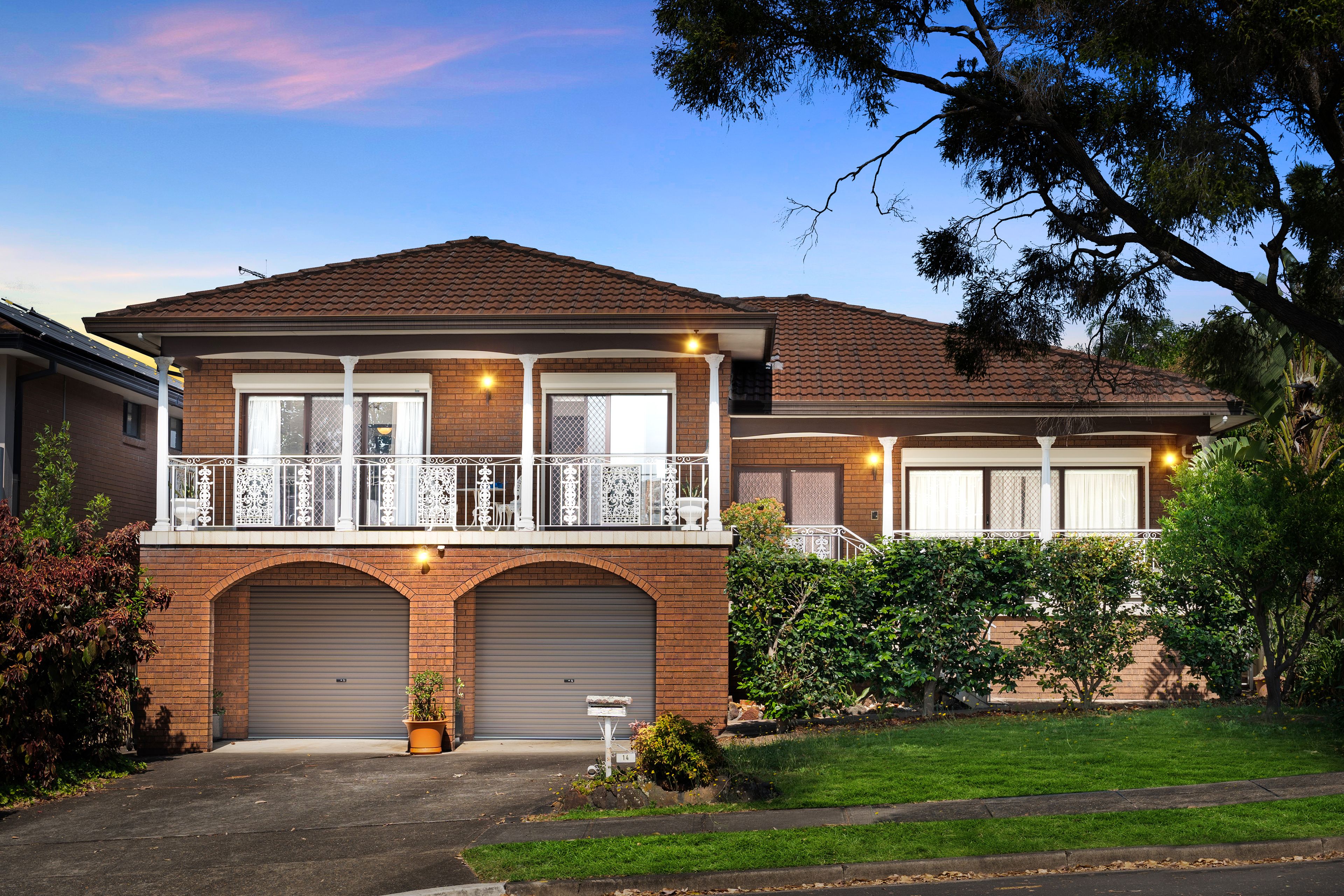 14 Power Street , Prairiewood NSW 2176