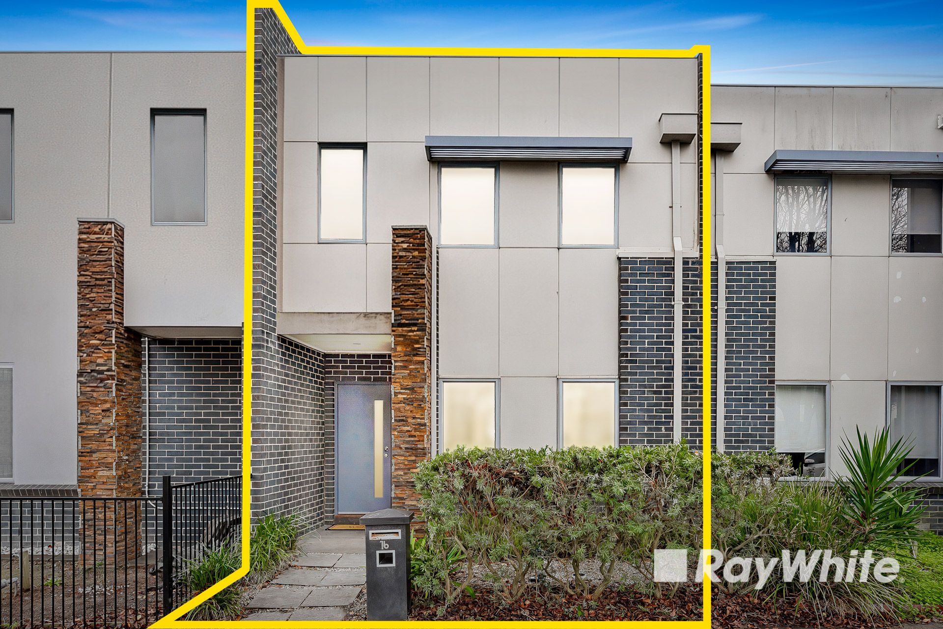 16 Everitt Street — photo from Ray White Dandenong
