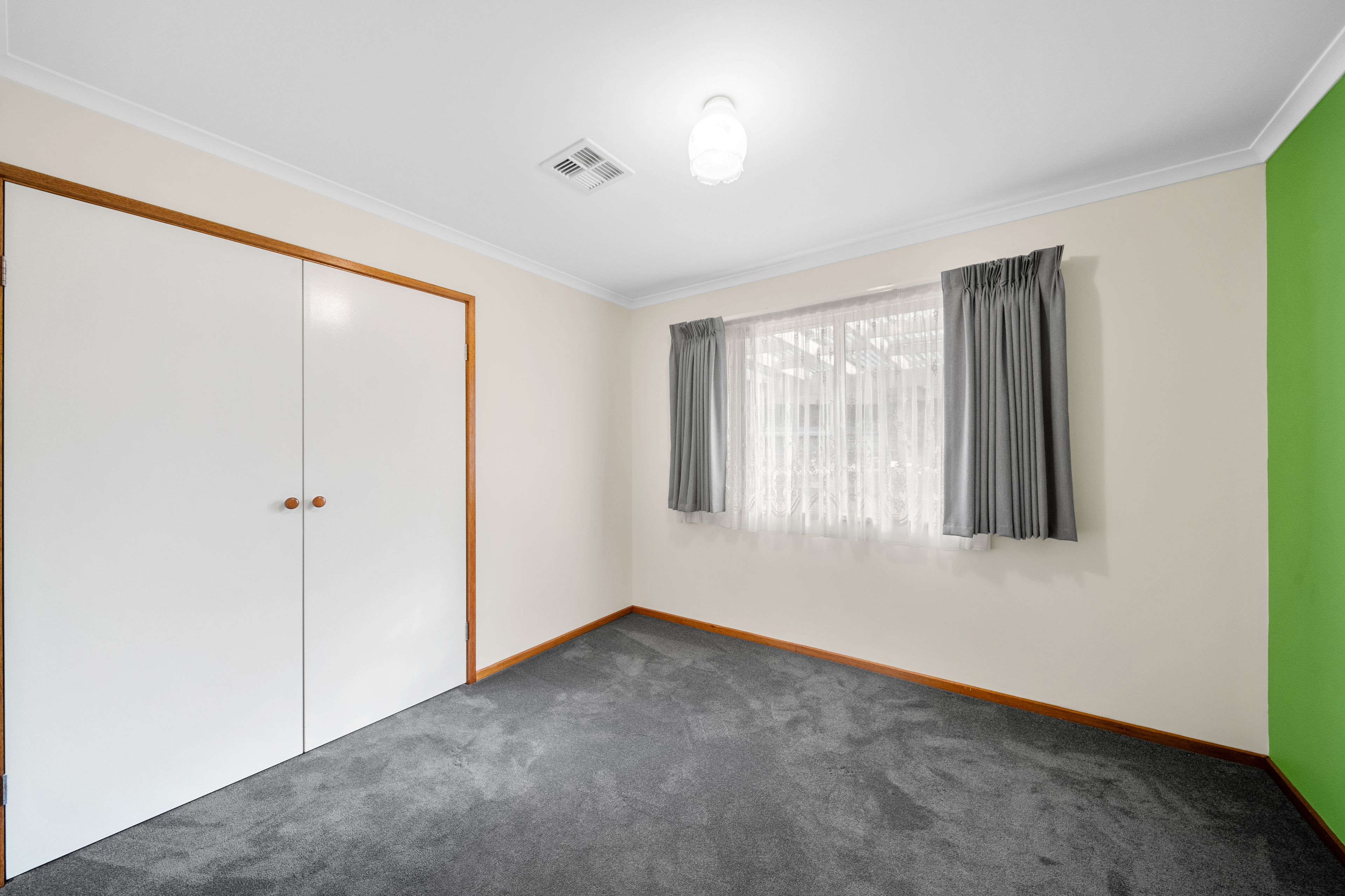 32 Currie Street — photo 10 of 21