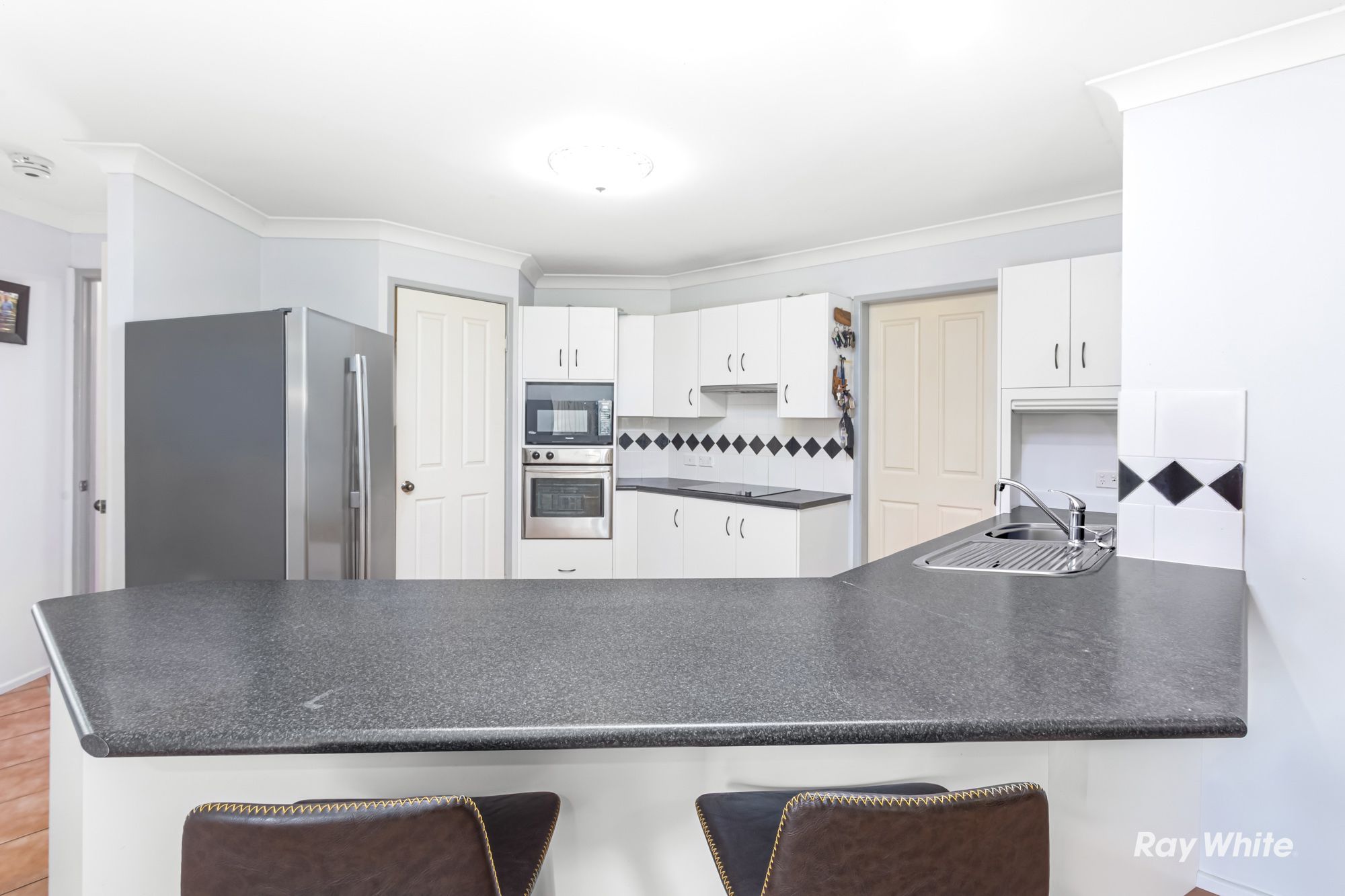 1-3 Archer Court — photo 3 of 24