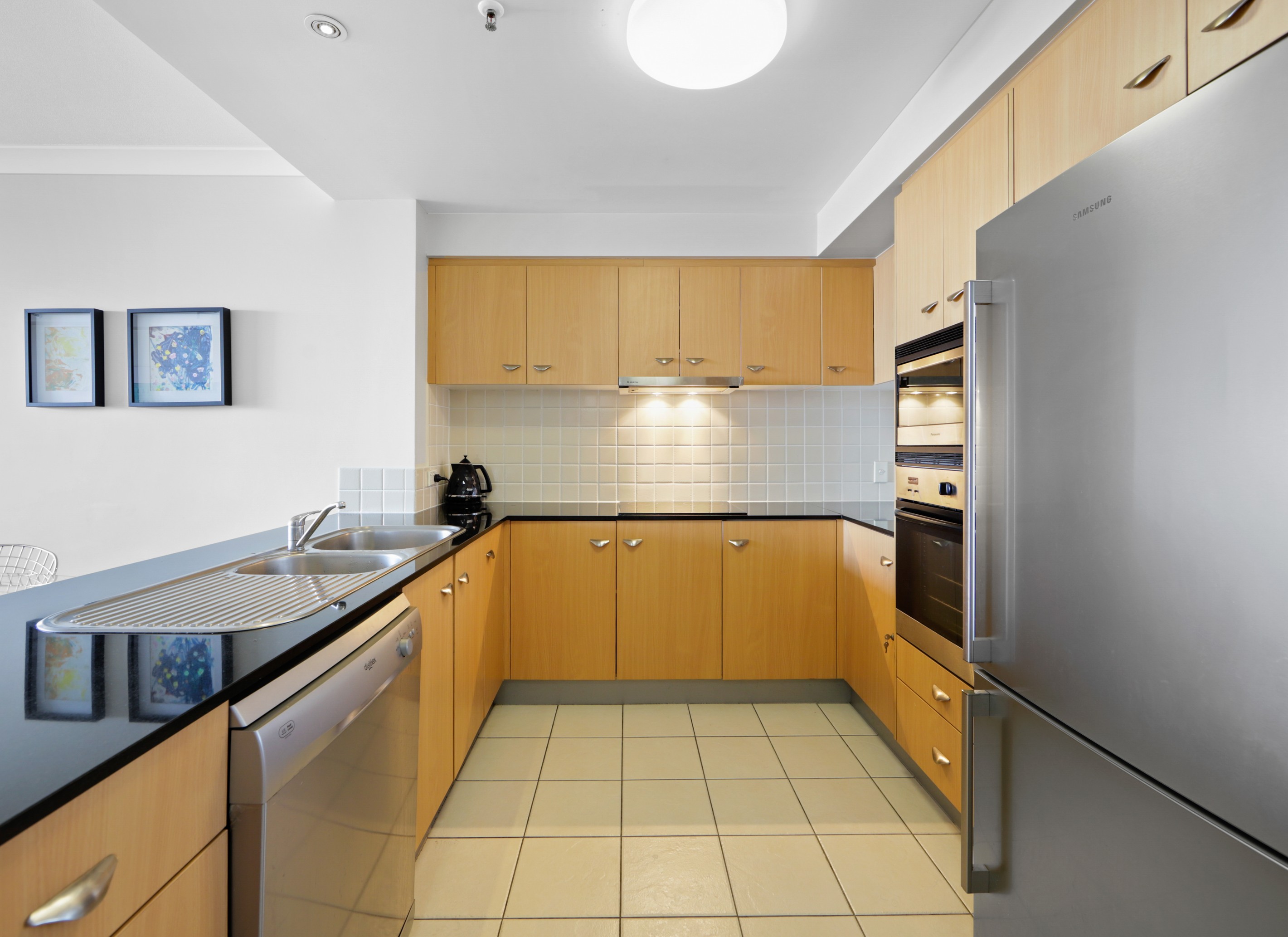 2143/2633 Gold Coast Highway, Broadbeach, QLD 4218
