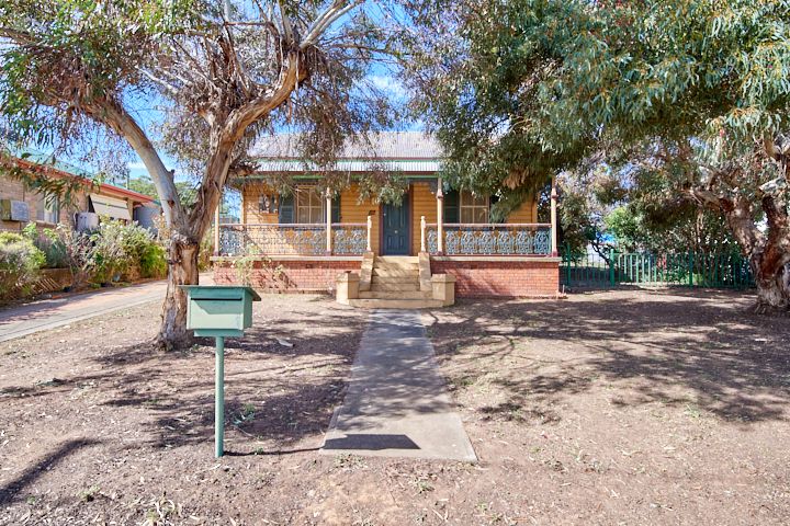 10 Goulburn Street, Junee, NSW 2663