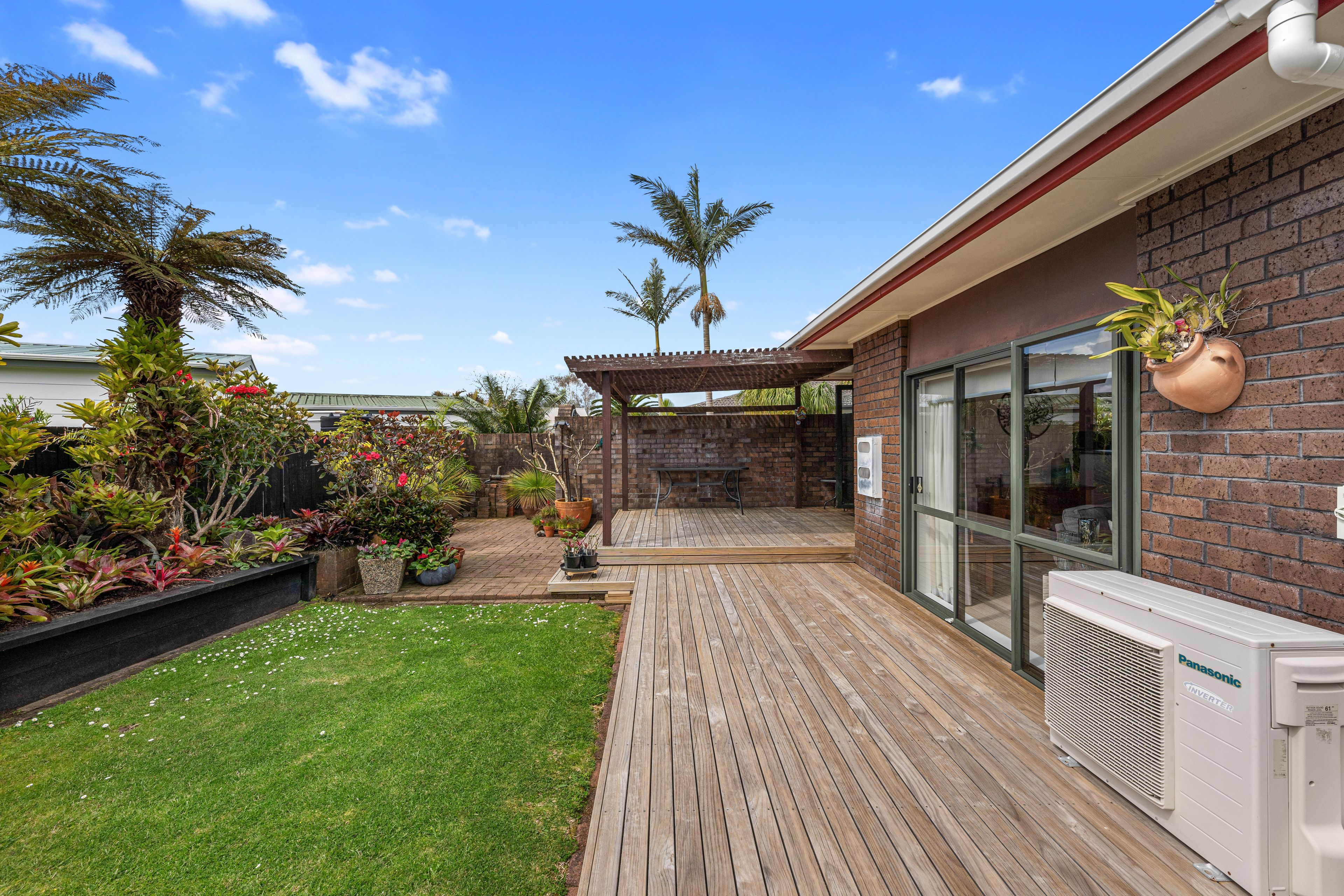 43 Pinehurst Place, Wattle Downs, Manukau City