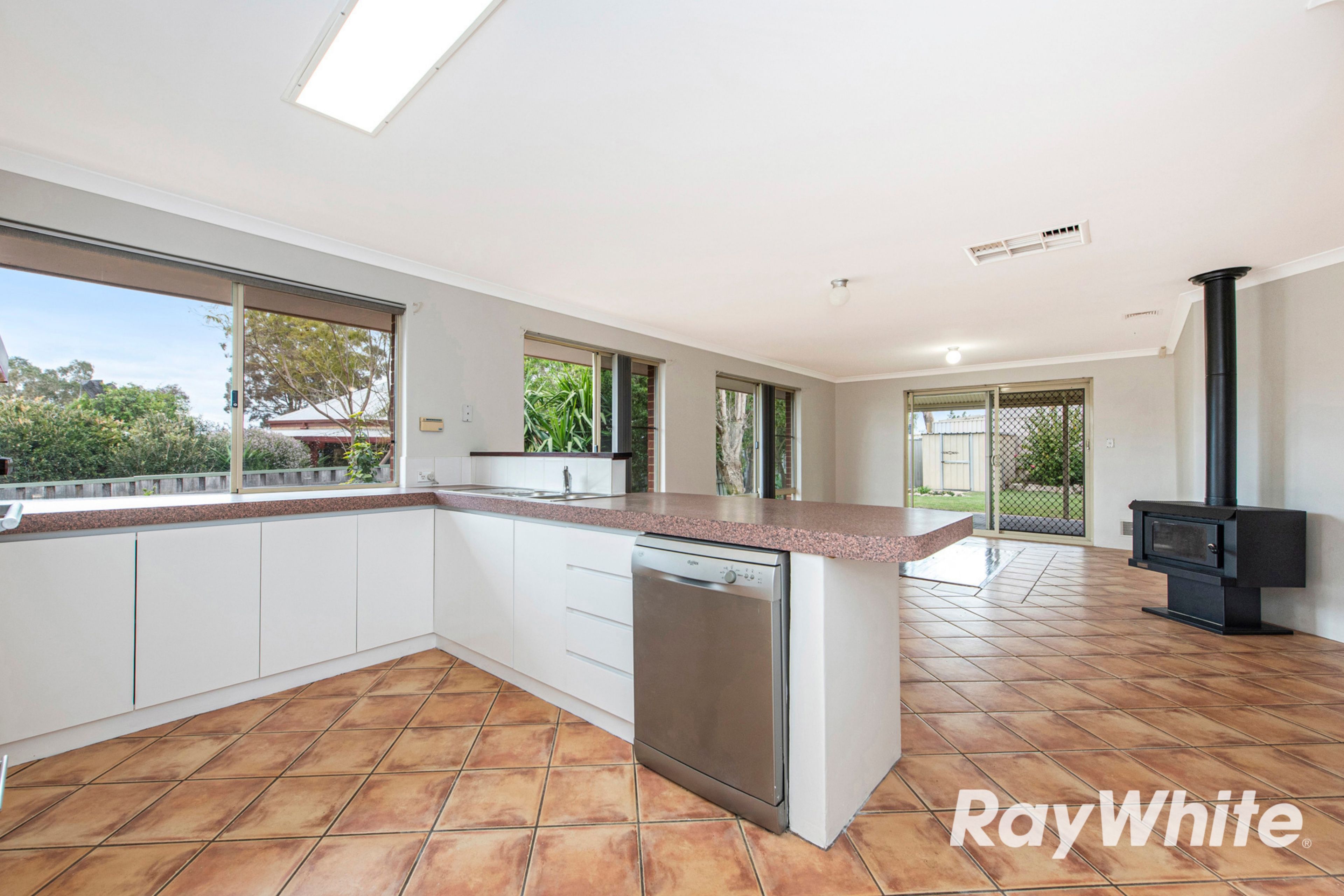 15 Kennett Place — photo 8 of 18