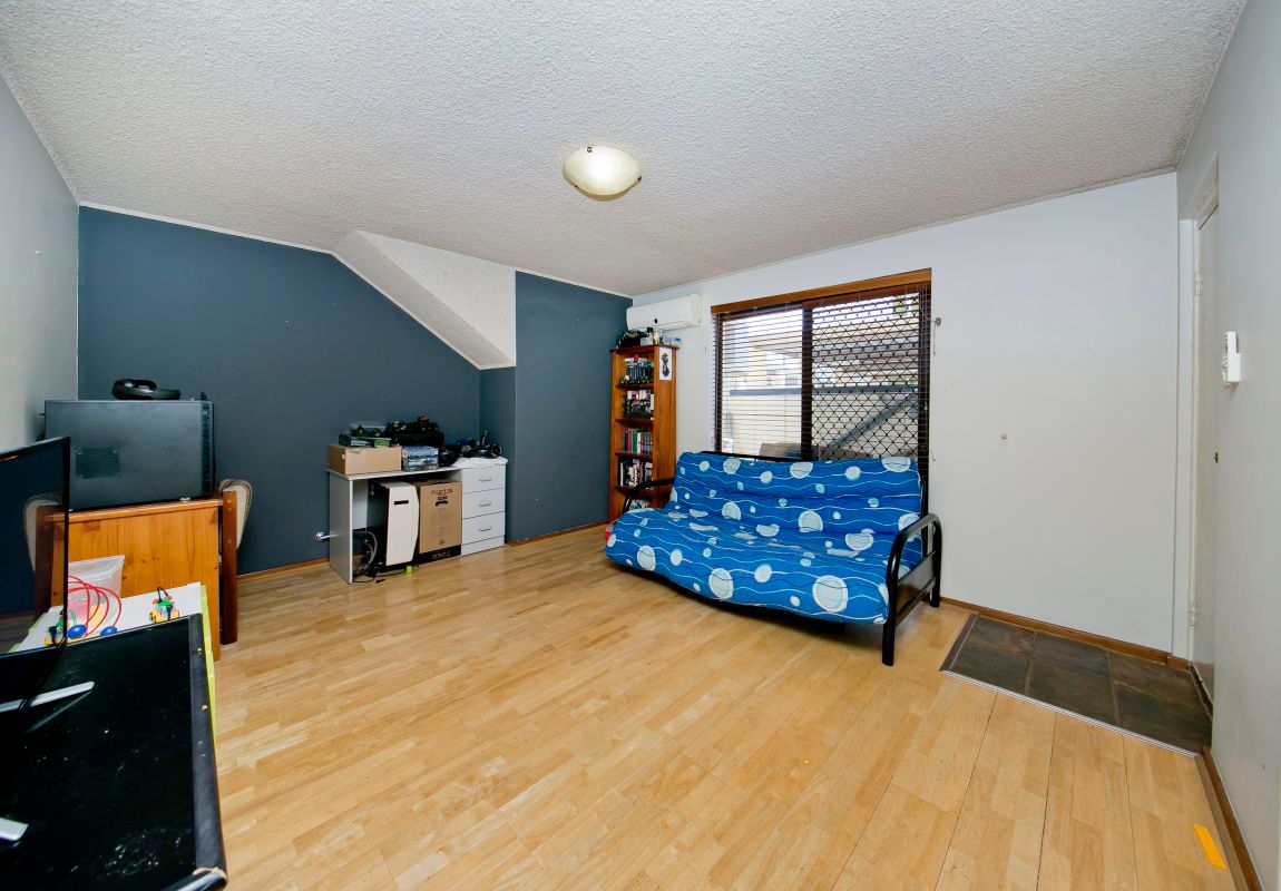 9/32 Camboon Road, Morley, WA 6062