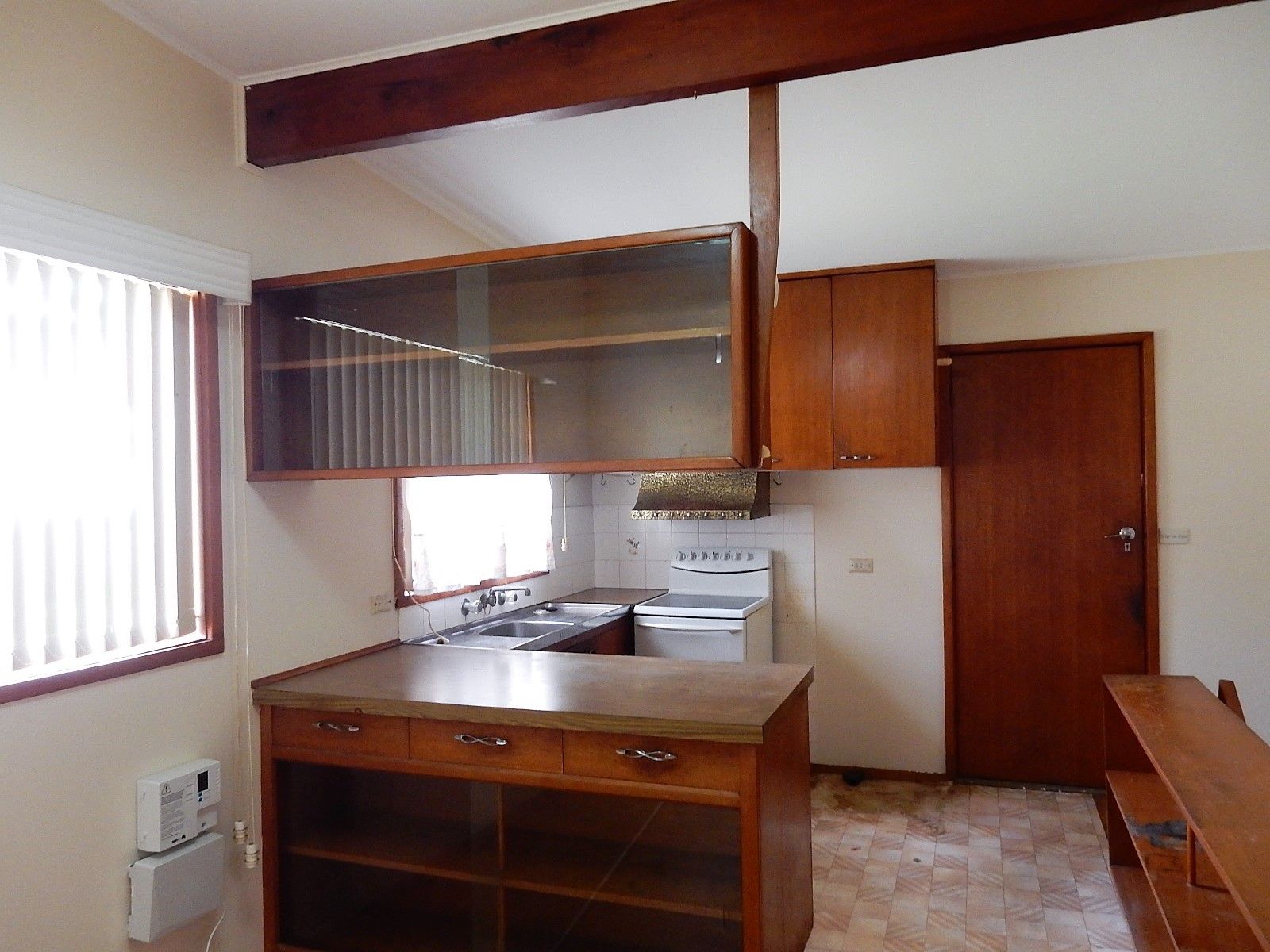 36 Hutton Avenue, Bulli, NSW 2516