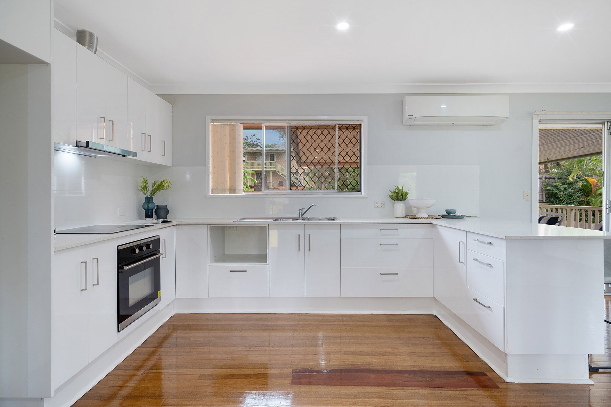 15 Laver Street, Macgregor, QLD 4109