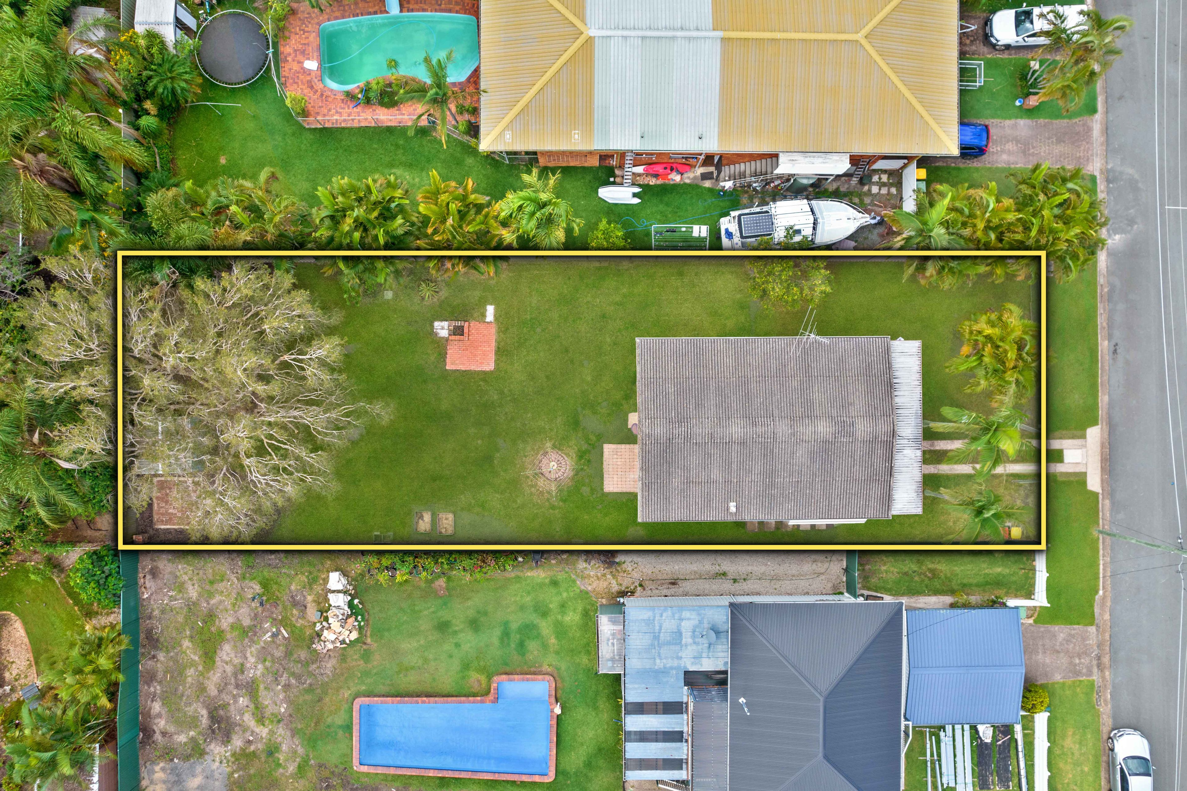 14 Wendy Crescent, Clontarf QLD 4019