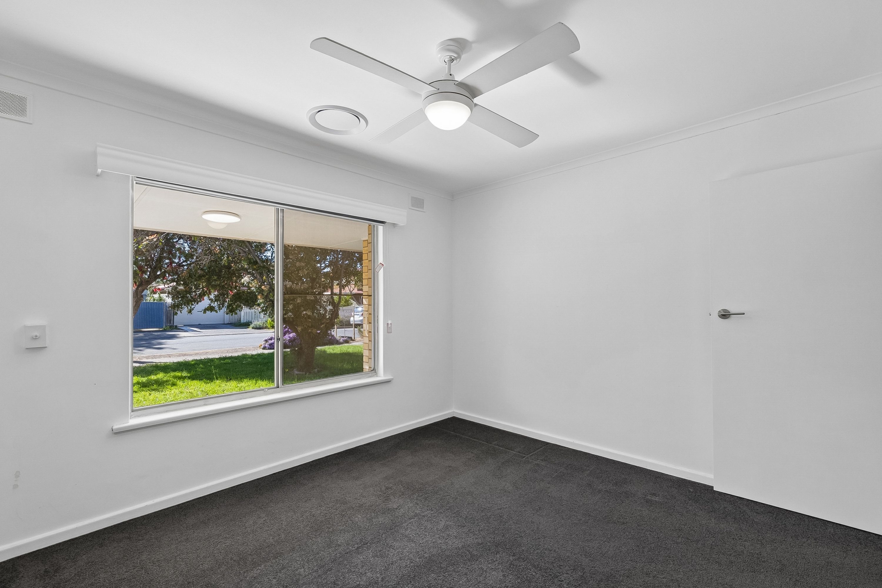 2/1A Arthur Street — photo 5 of 10