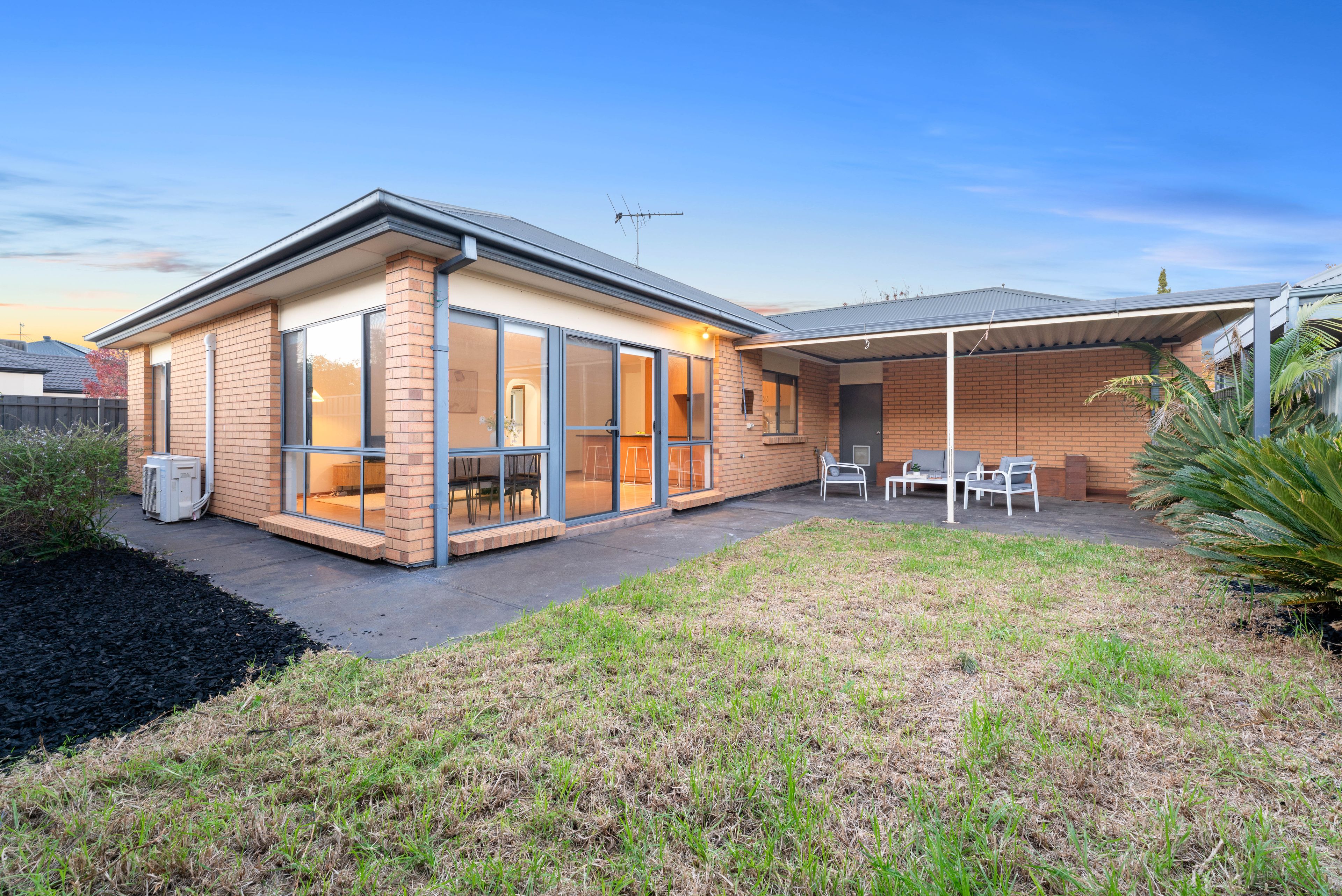8 Maquarie Street — photo 19 of 19