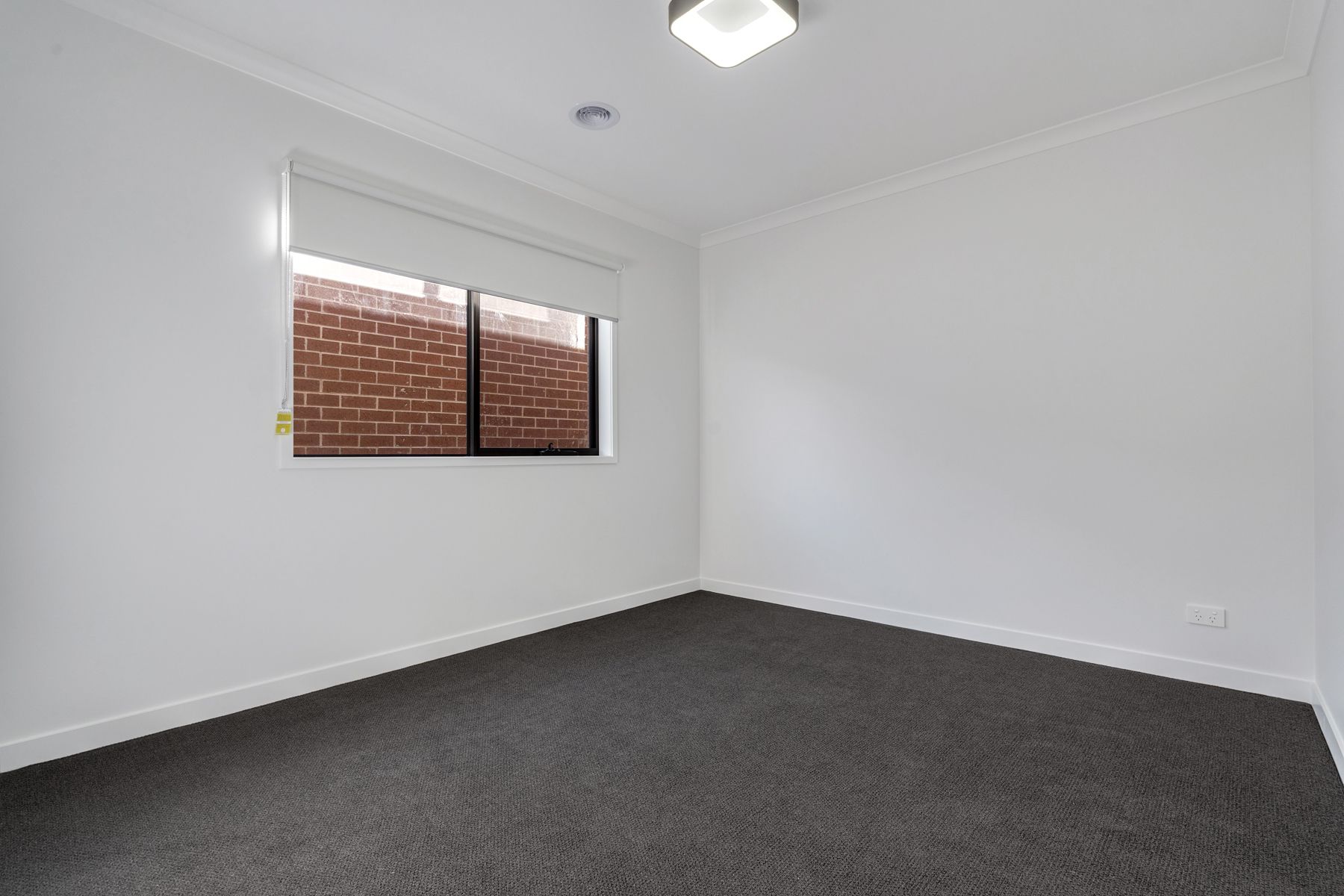 12 Aviemore Street — photo 13 of 21