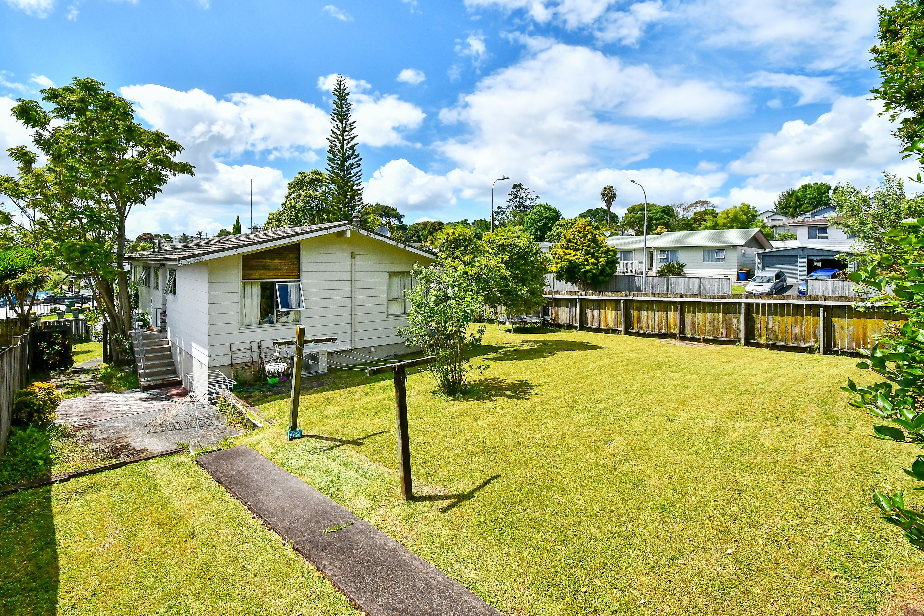 35 Reynella Drive, Massey, Waitakere City