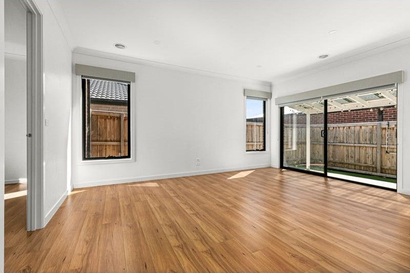 24 Mawson Street — photo 7 of 16