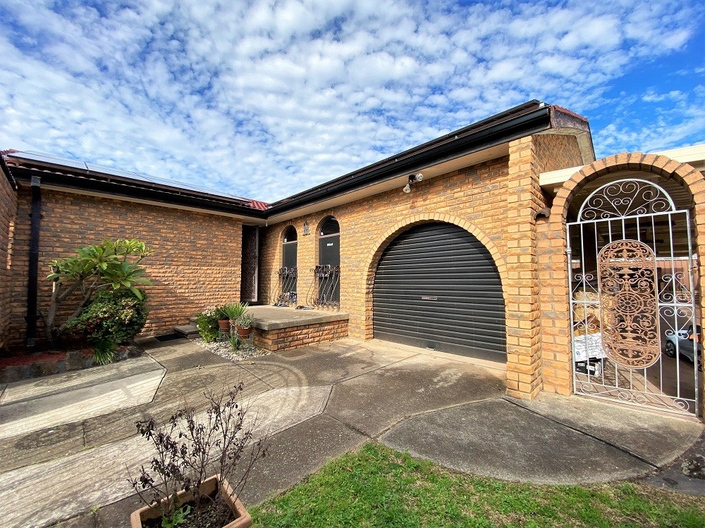 3 Correa Place, Macquarie Fields, NSW 2564