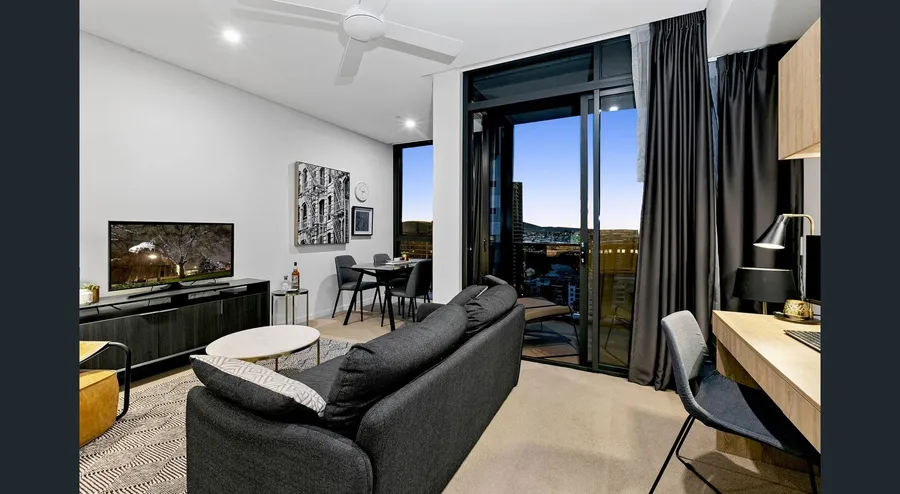 1912/111 Melbourne Street, South Brisbane