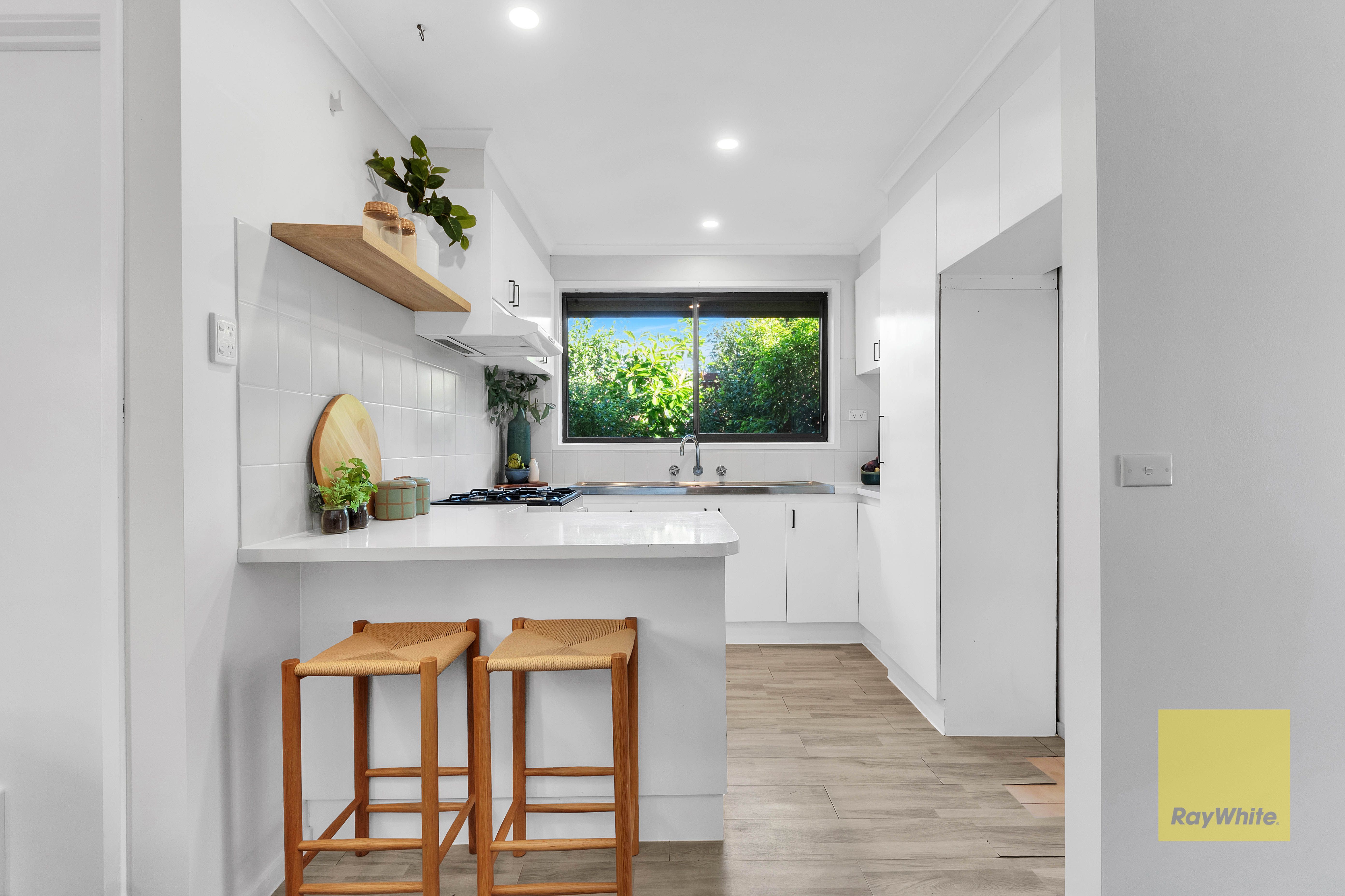 2/2-6 Christie Street — photo 6 of 11