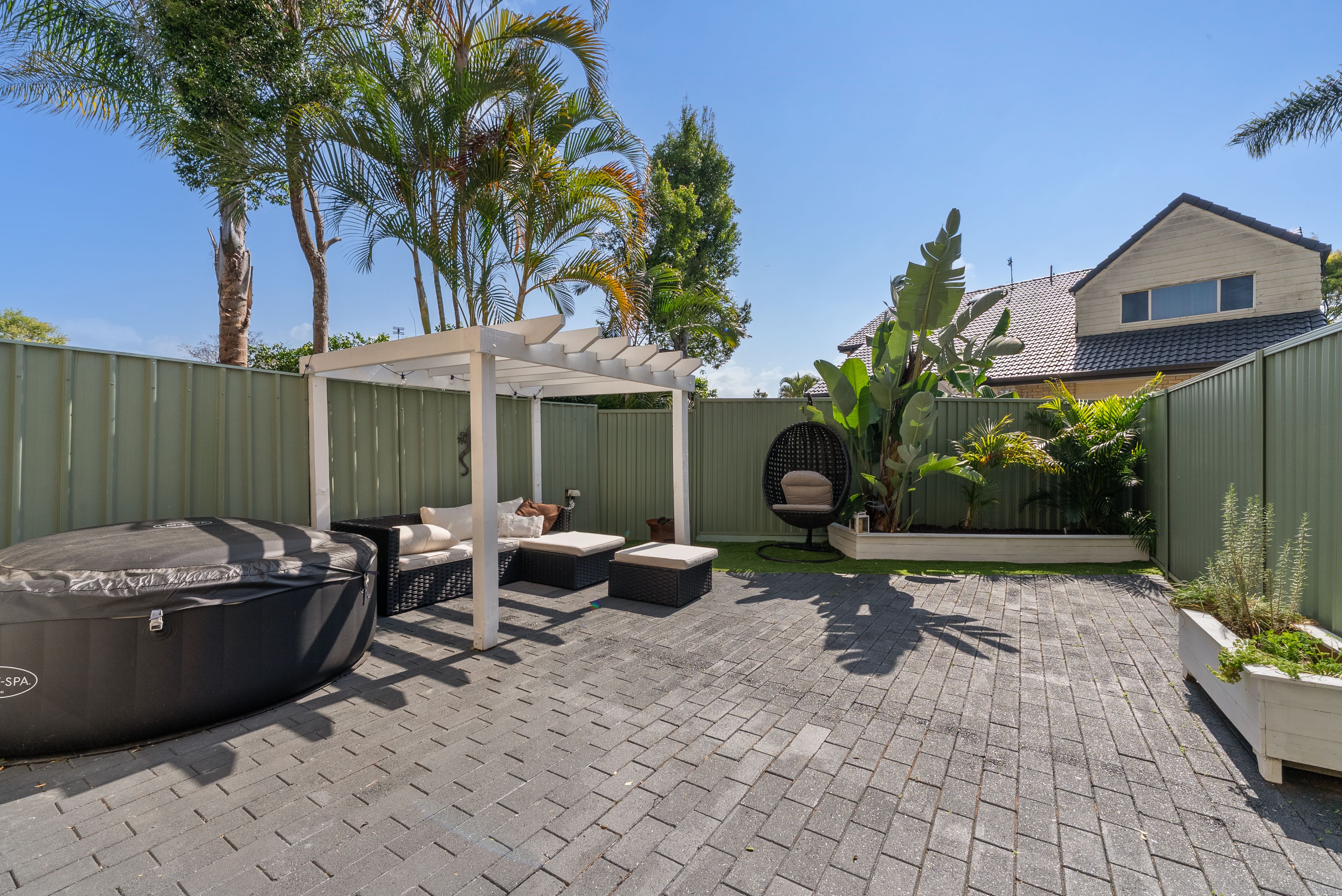 14/44-46 Esplanade — photo from Ray White Coomera