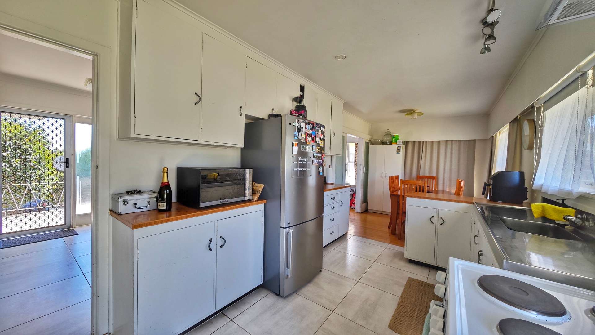 32 Collie Street photo 3