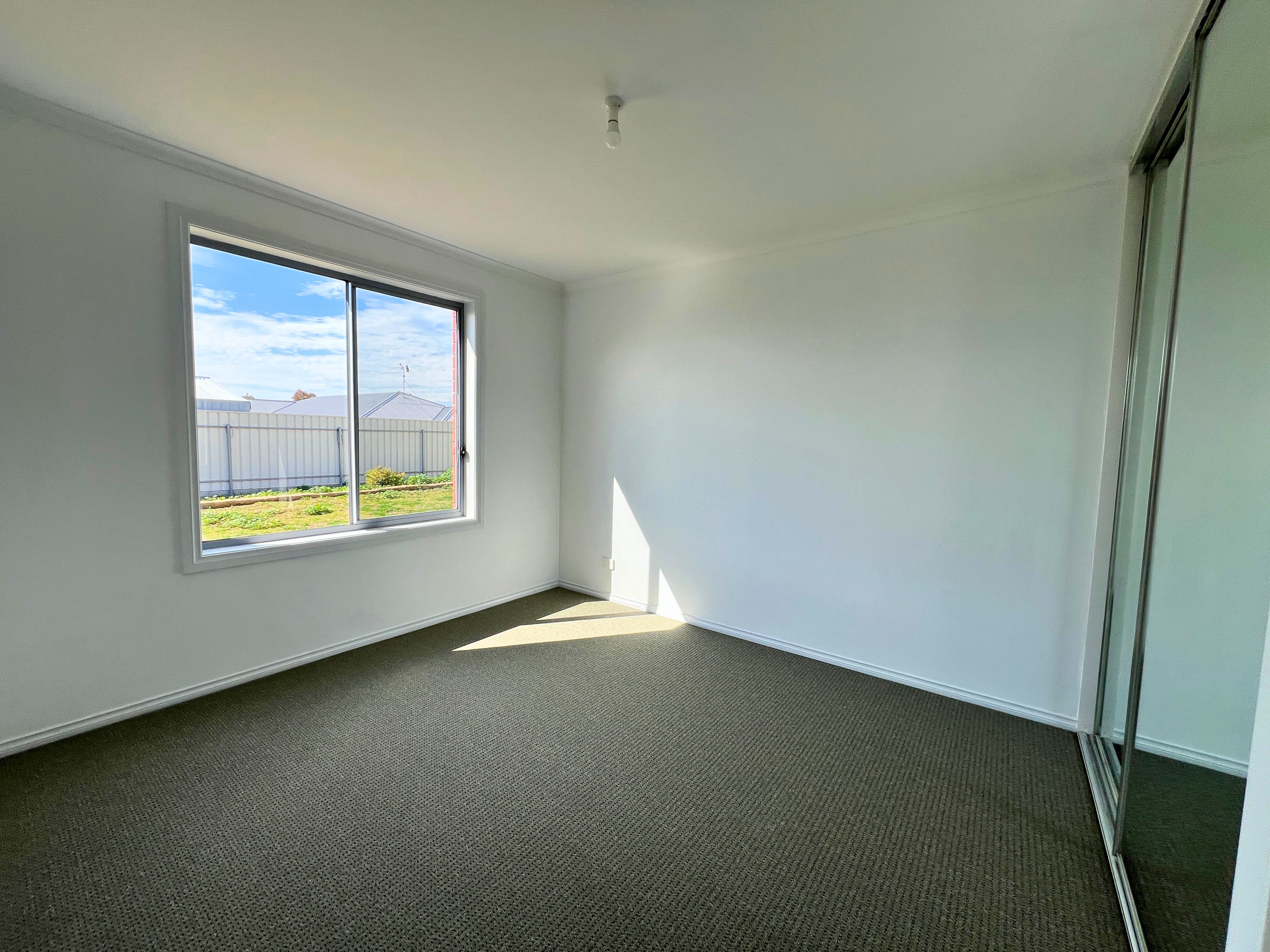 40 Gill Street — photo 13 of 18
