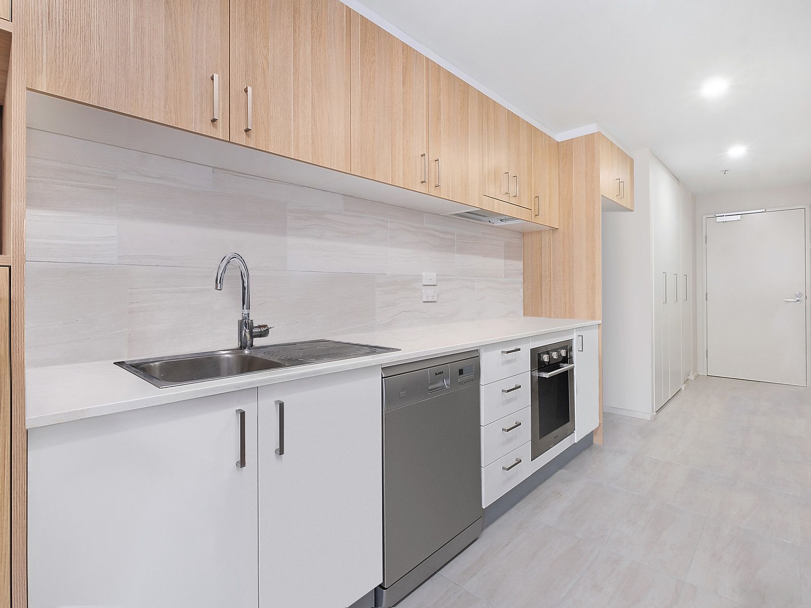 247/325 Anketell Street, Greenway, ACT 2900