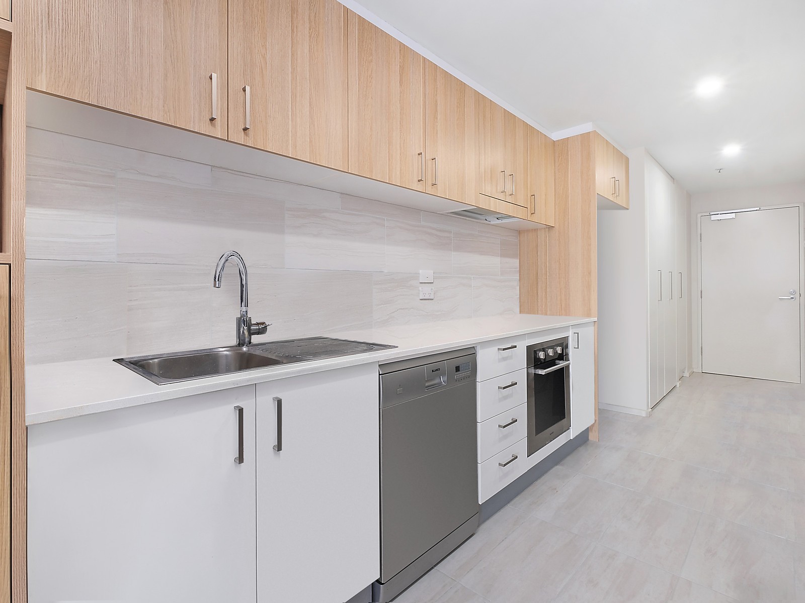 247/325 Anketell Street, Greenway, ACT 2900