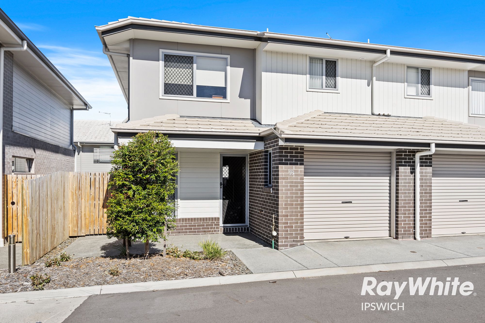 82 Cascade Street, Raceview QLD 4305
