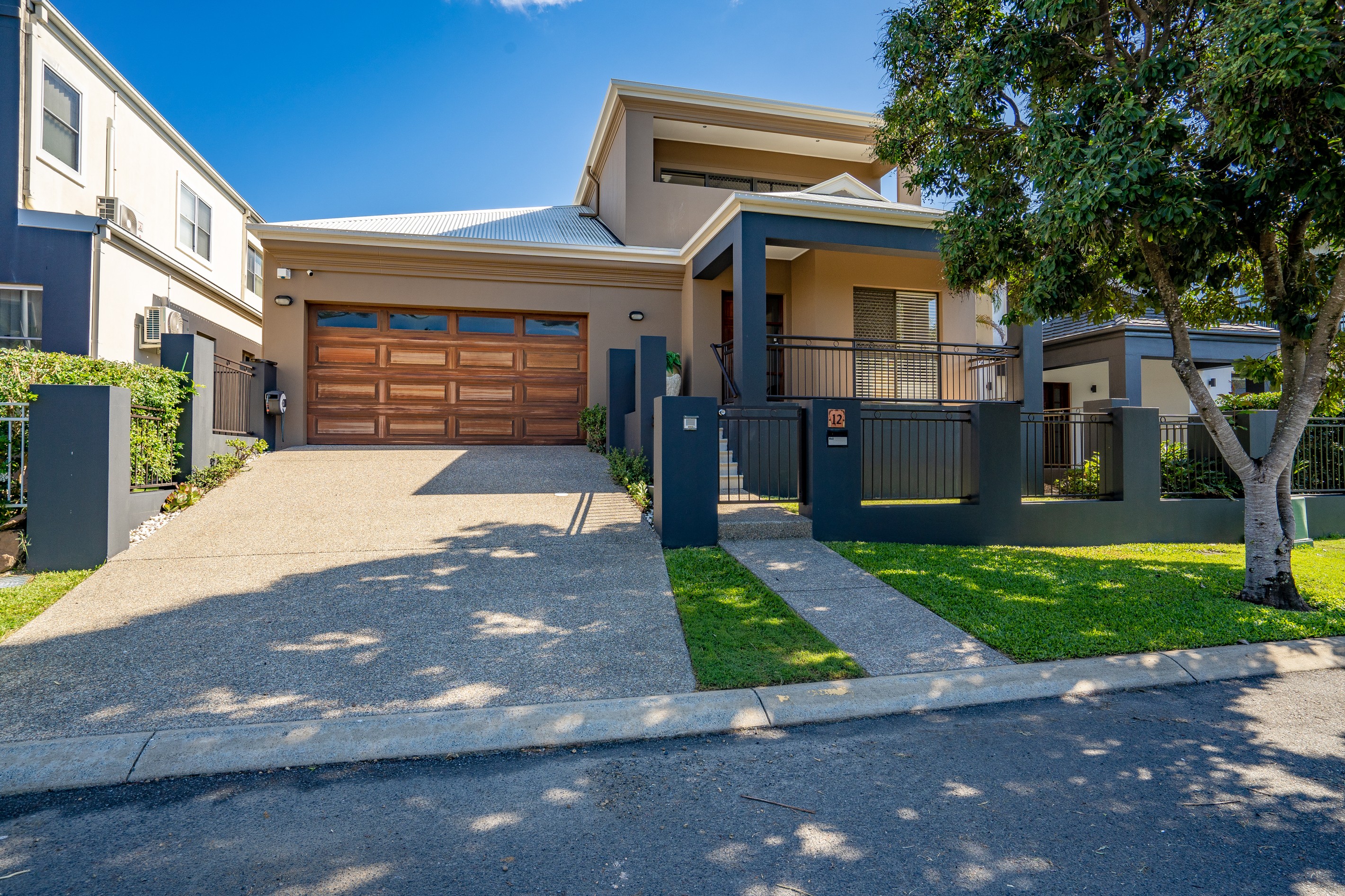 12 Mapleton Circuit, Varsity Lakes, QLD 4227