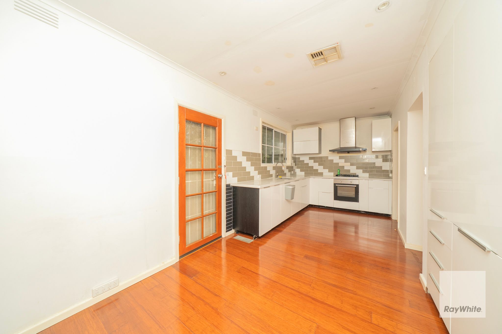 12 Beaumont Street — photo 5 of 15