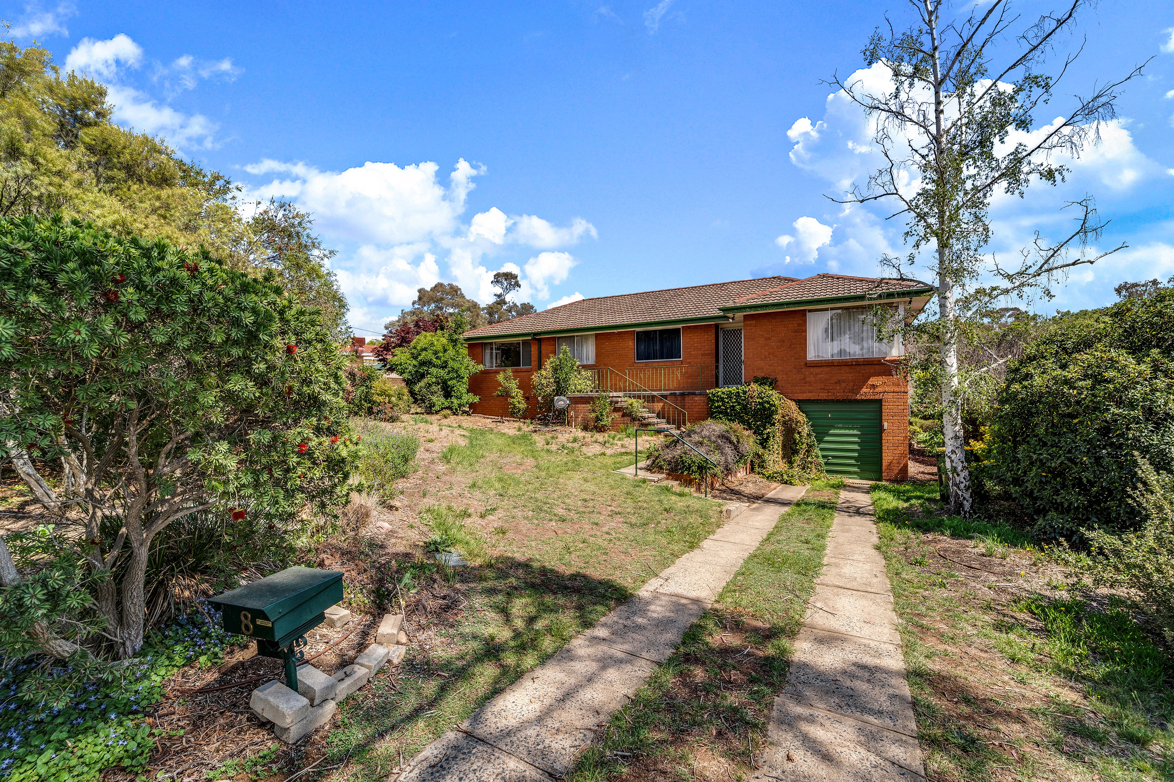 8 Erskine Street, Macquarie, ACT 2614
