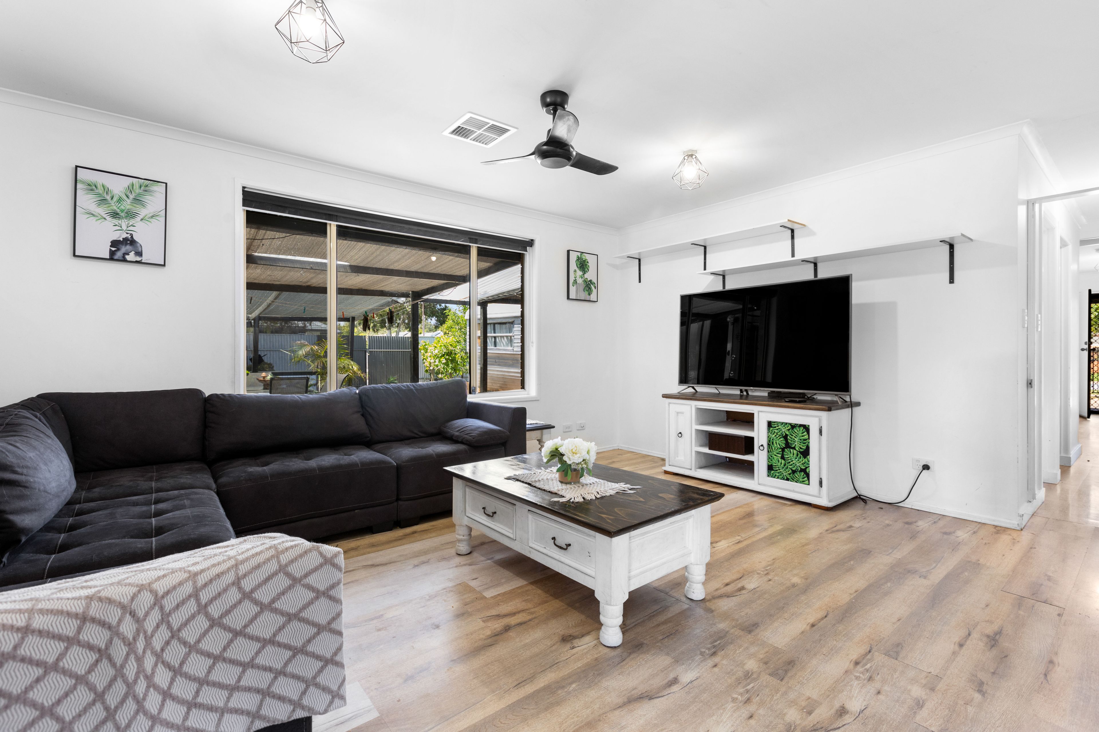 8 Barakoola Street, Pooraka, SA 5095