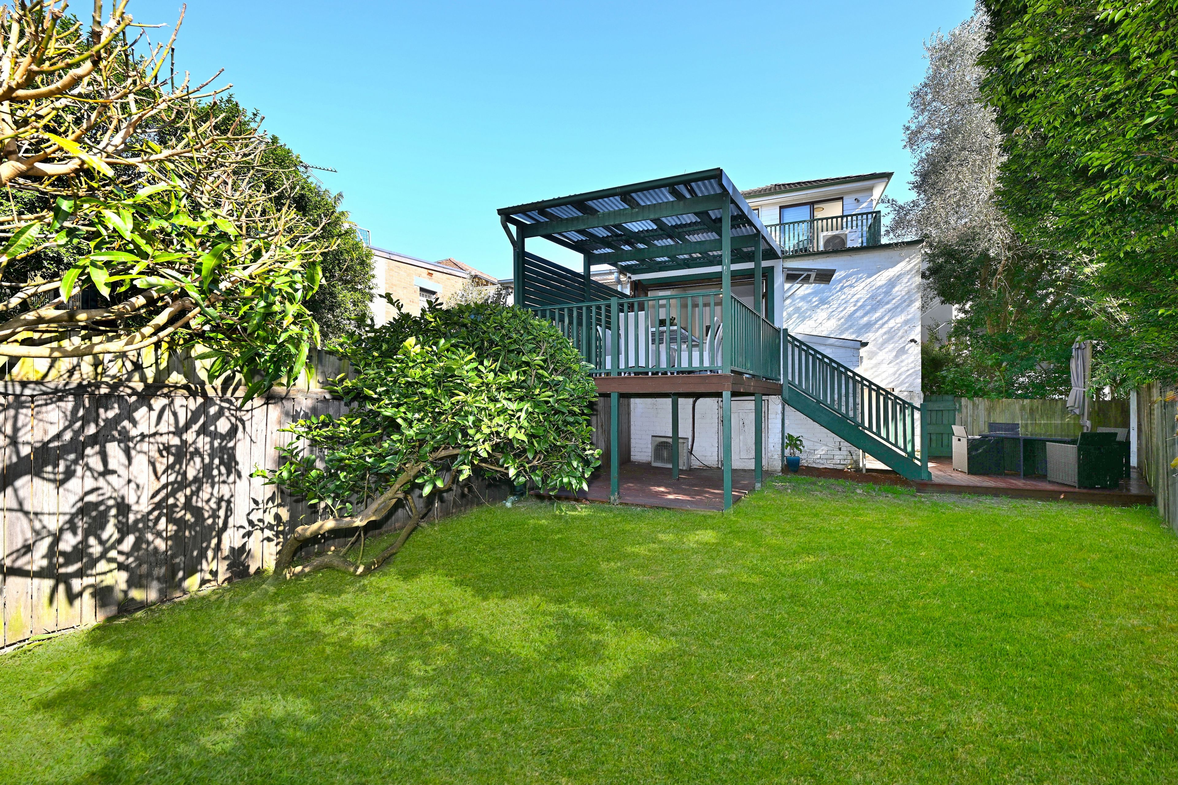 67 Clovelly Road — photo 12 of 19