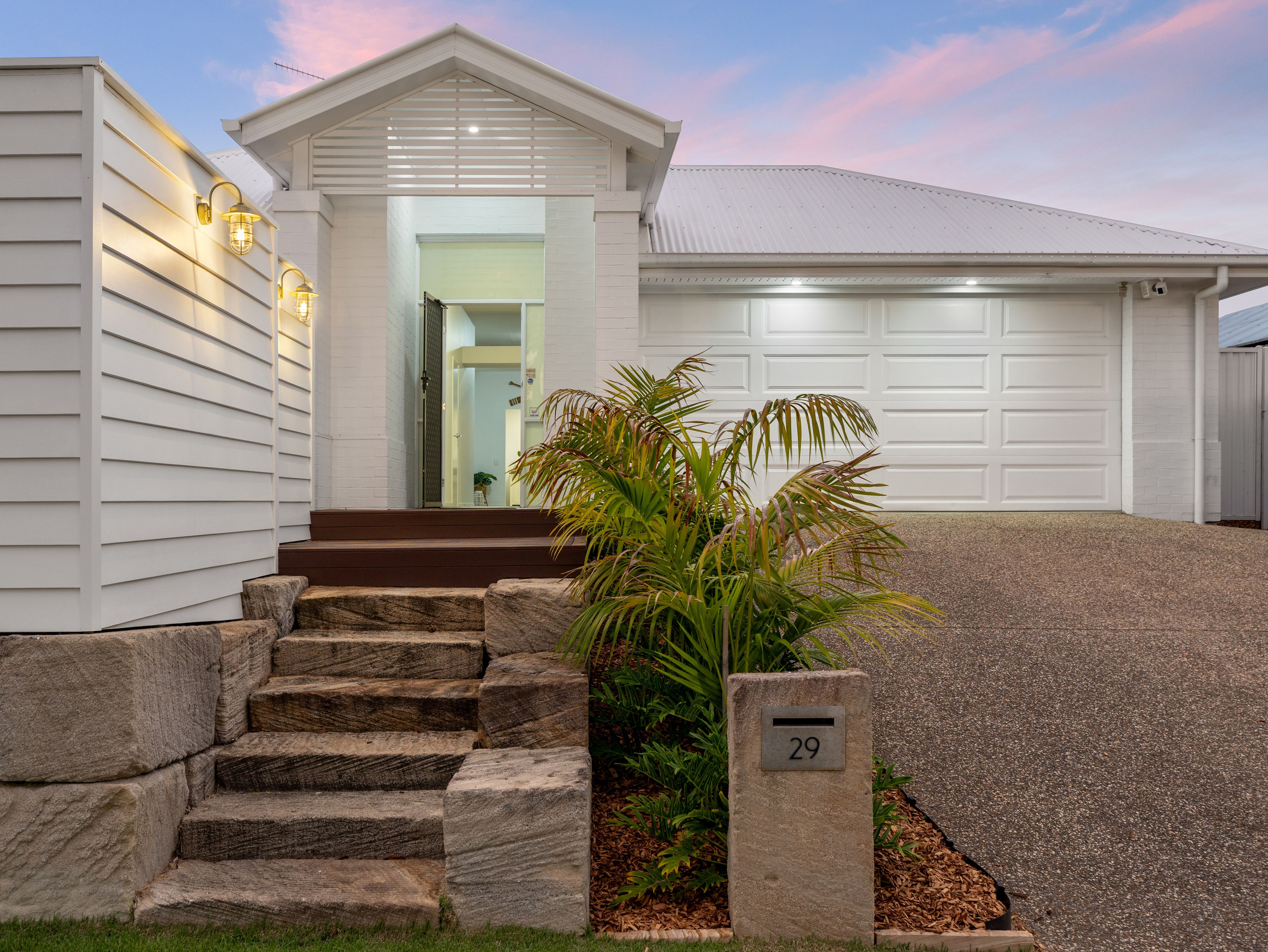 29 Strathburn Crescent, Ormeau, QLD 4208