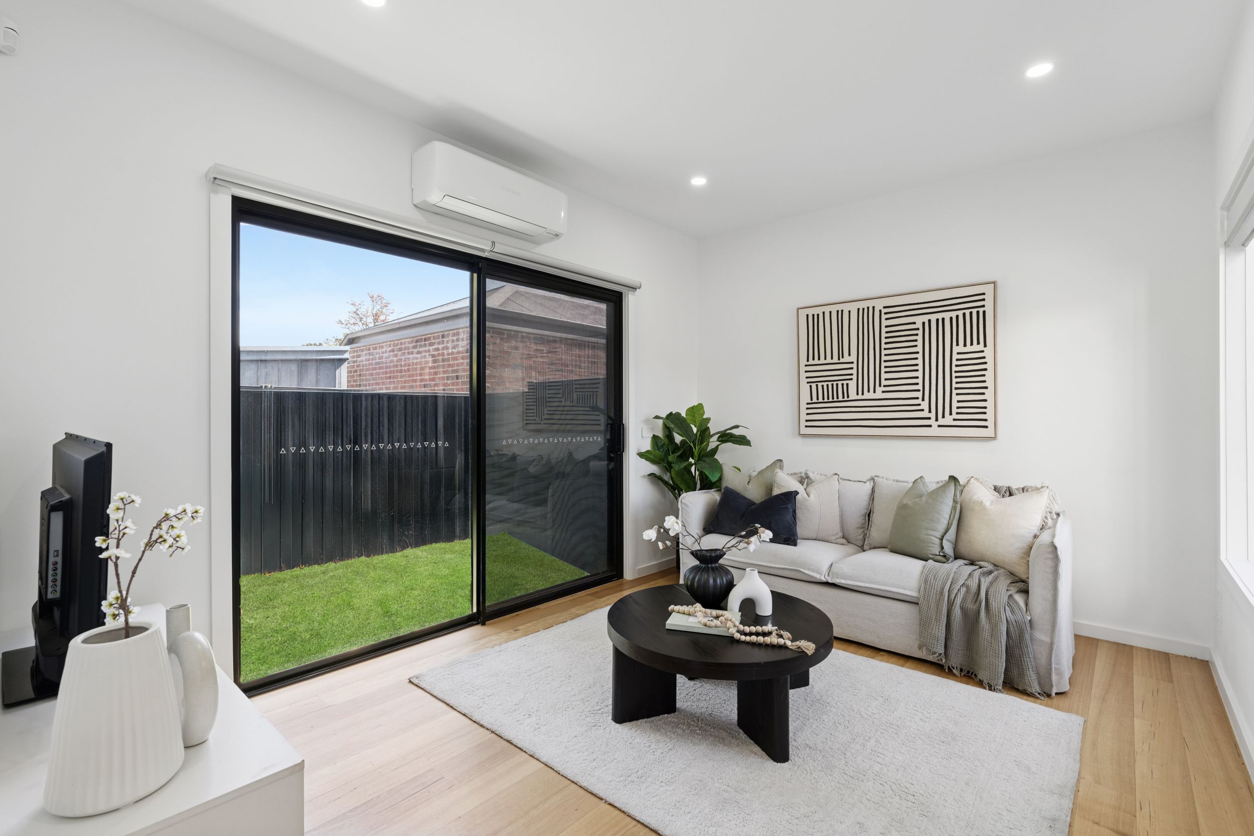 3/165 Rathcown Road, Reservoir, VIC 3073