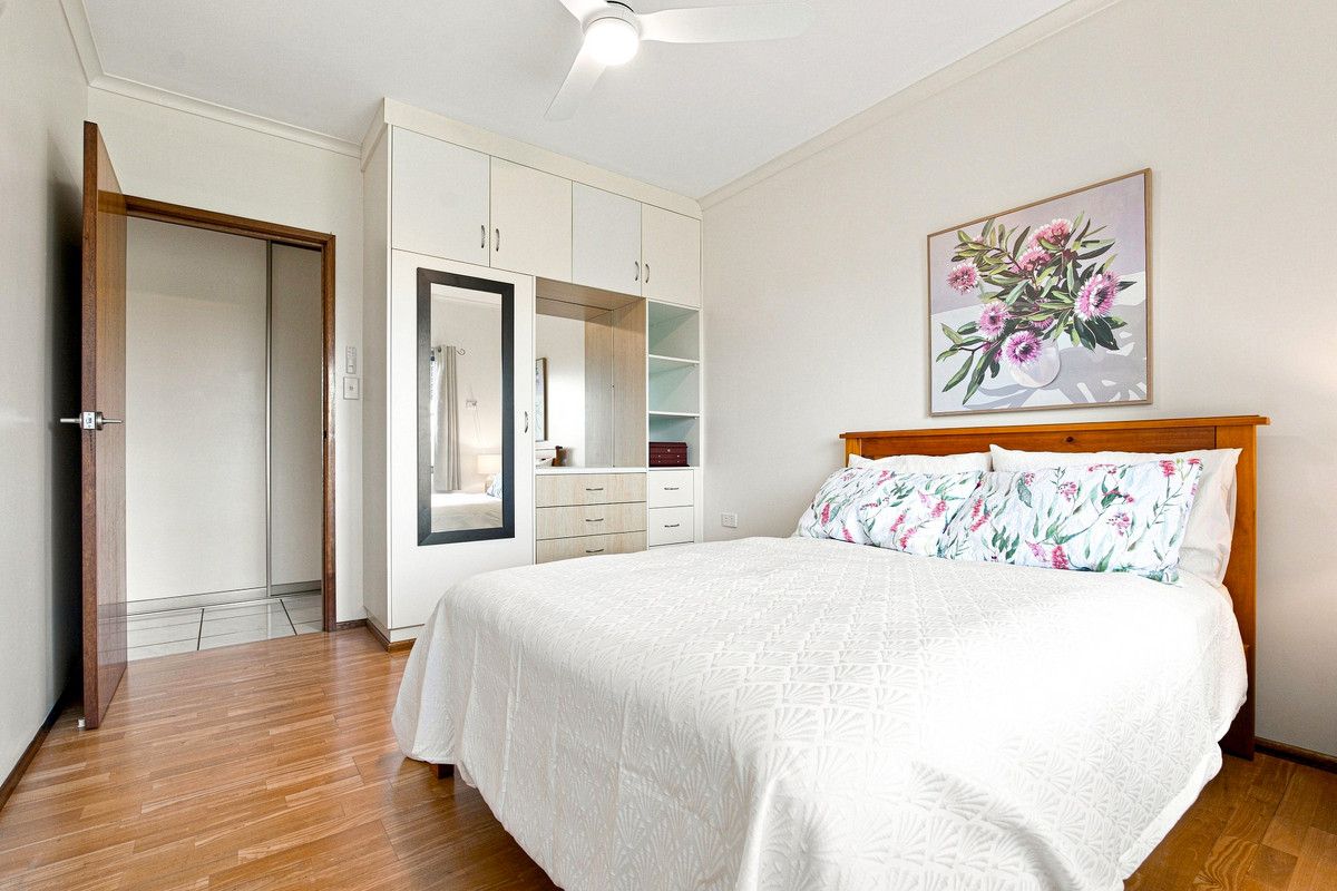 7 Graham Road — photo 18 of 22