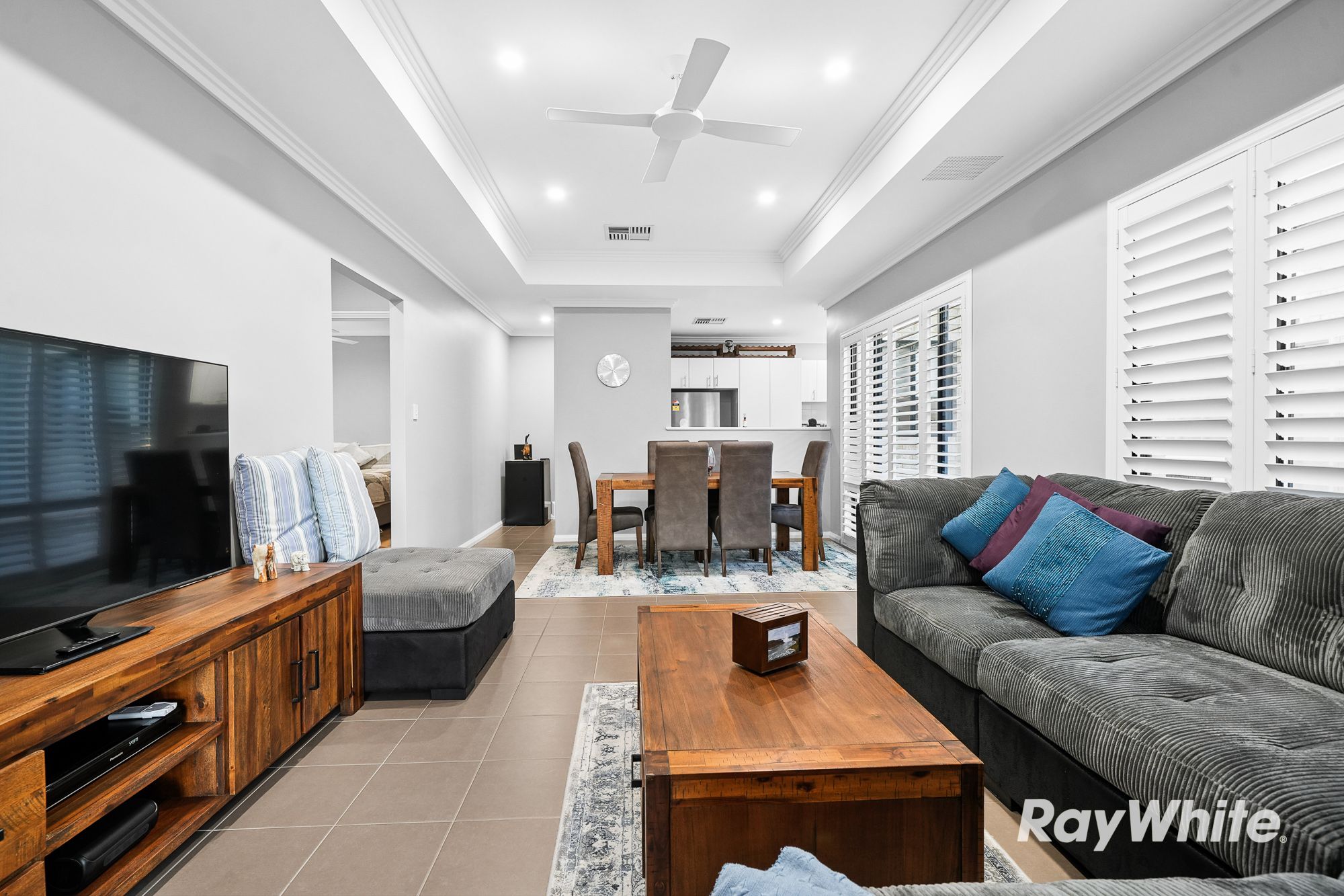 15 Finchley Crescent — photo 13 of 29