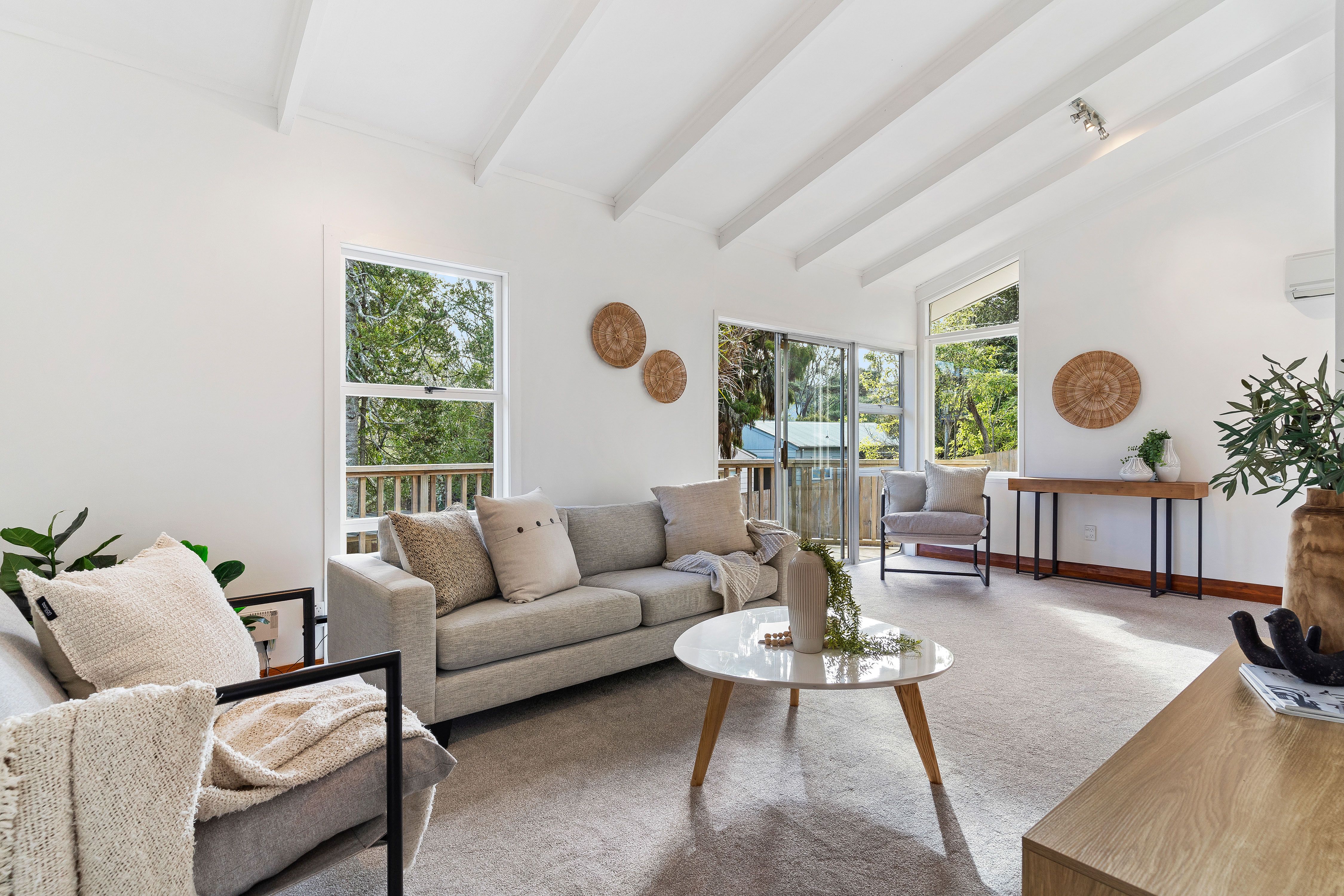 63 Neal Avenue, Glenfield, North Shore City