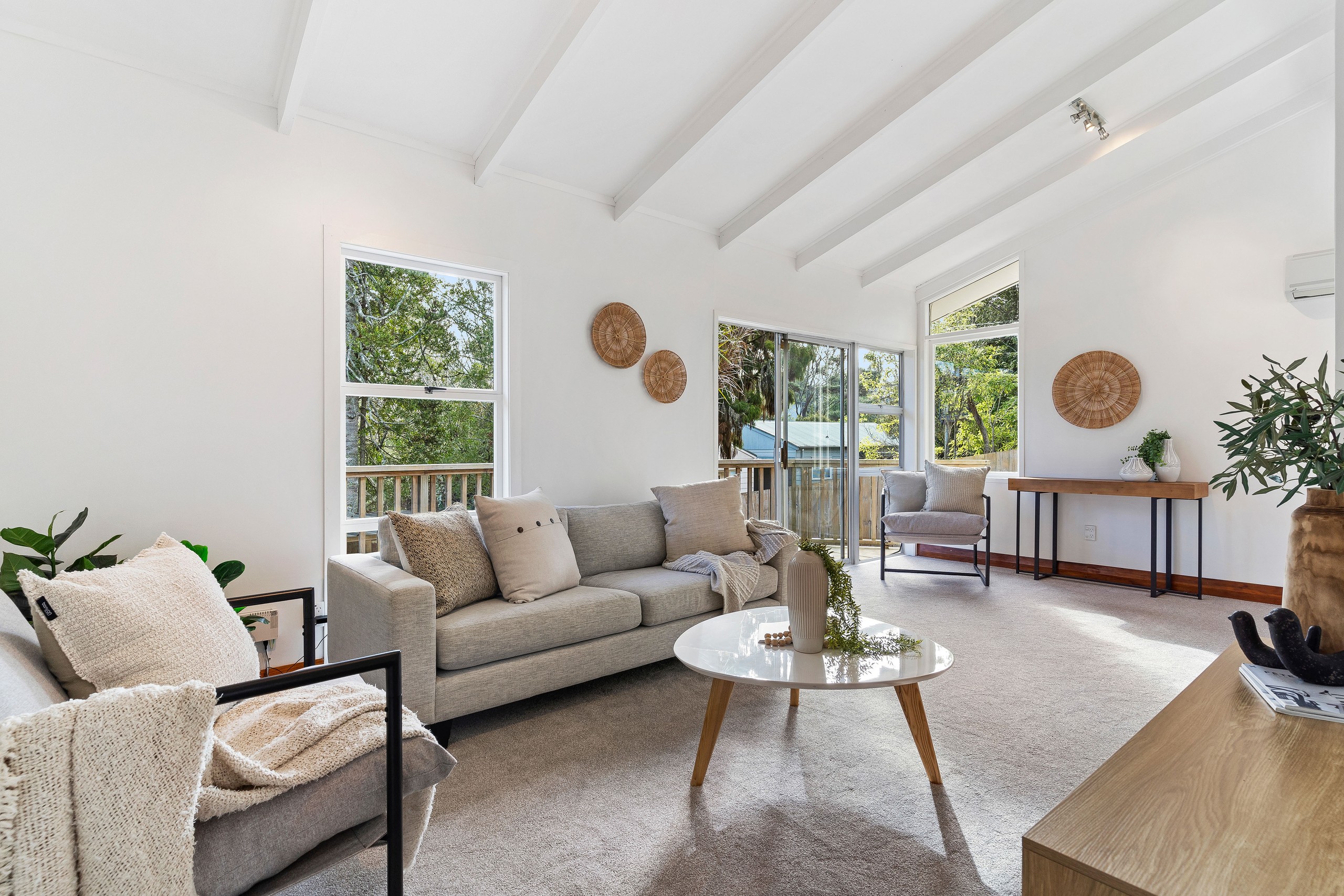 63 Neal Avenue, Glenfield, North Shore City