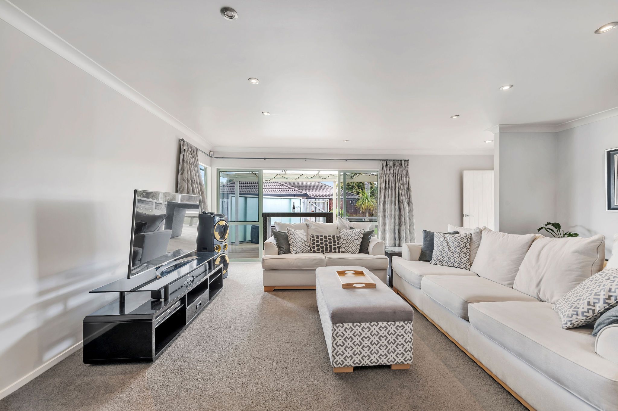 19 Jan Higgins Place, Golflands, Manukau City