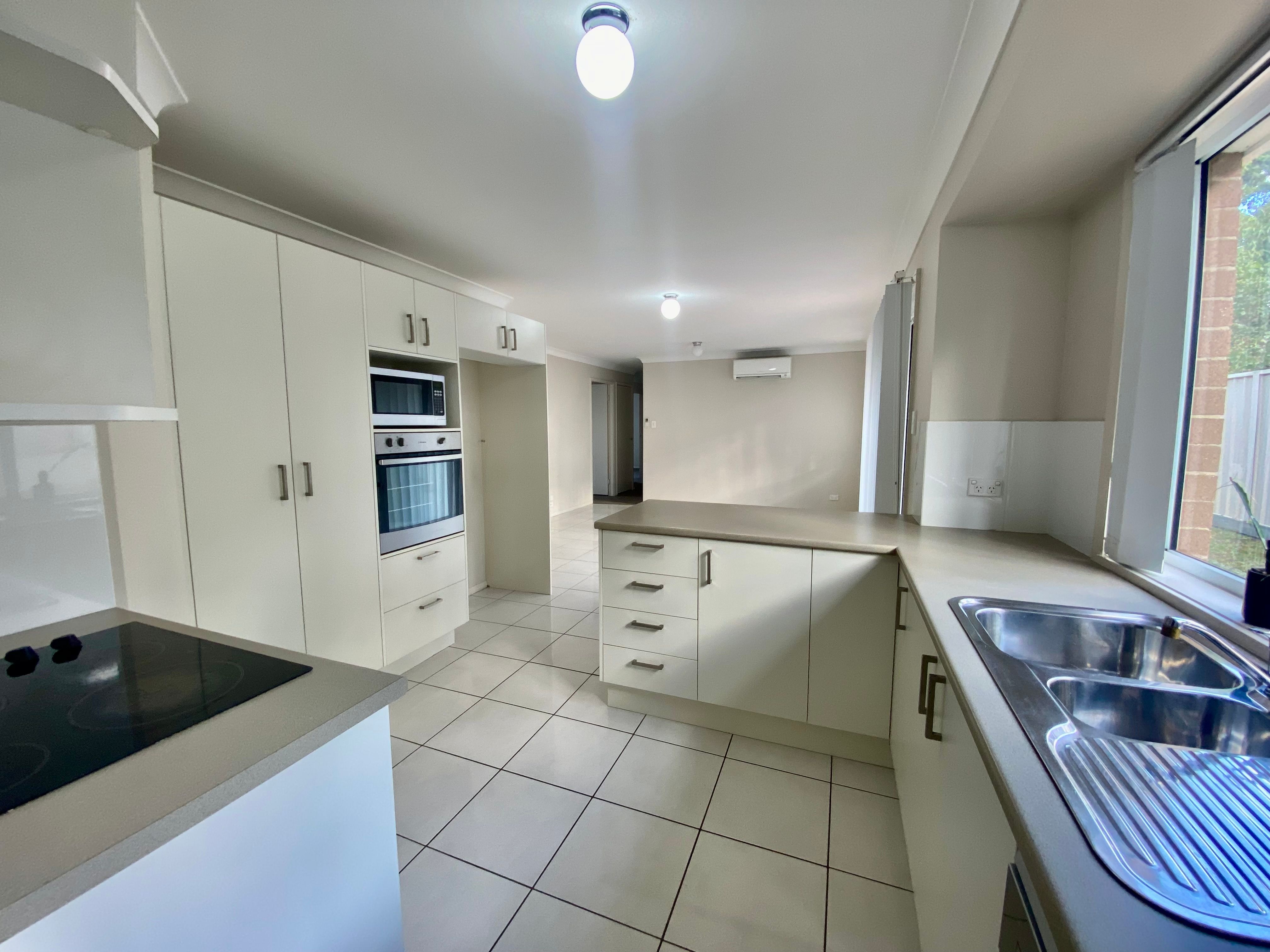 13B Curta Place — photo 3 of 18