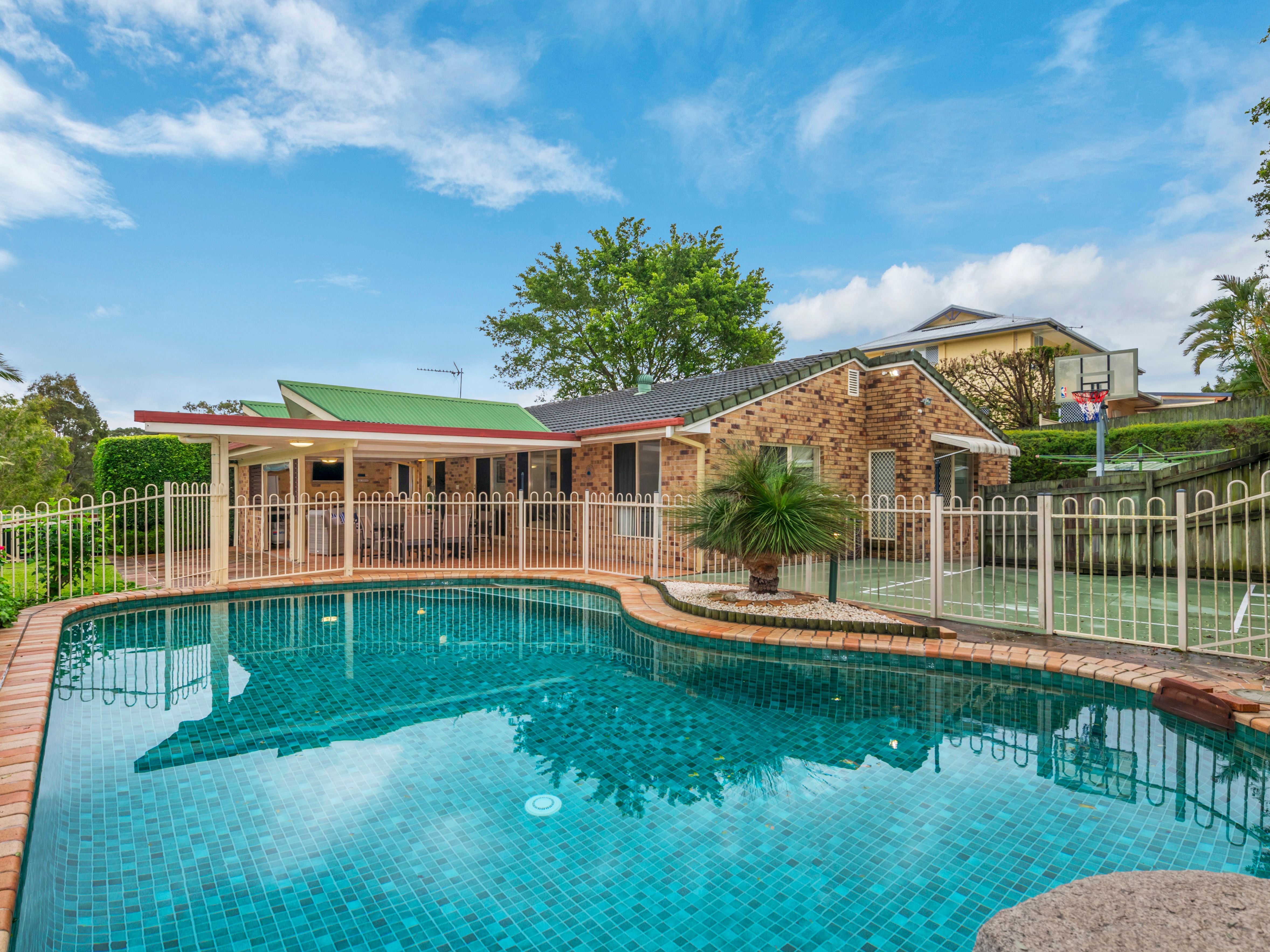 57 Saturn Crescent, Bridgeman Downs, QLD 4035