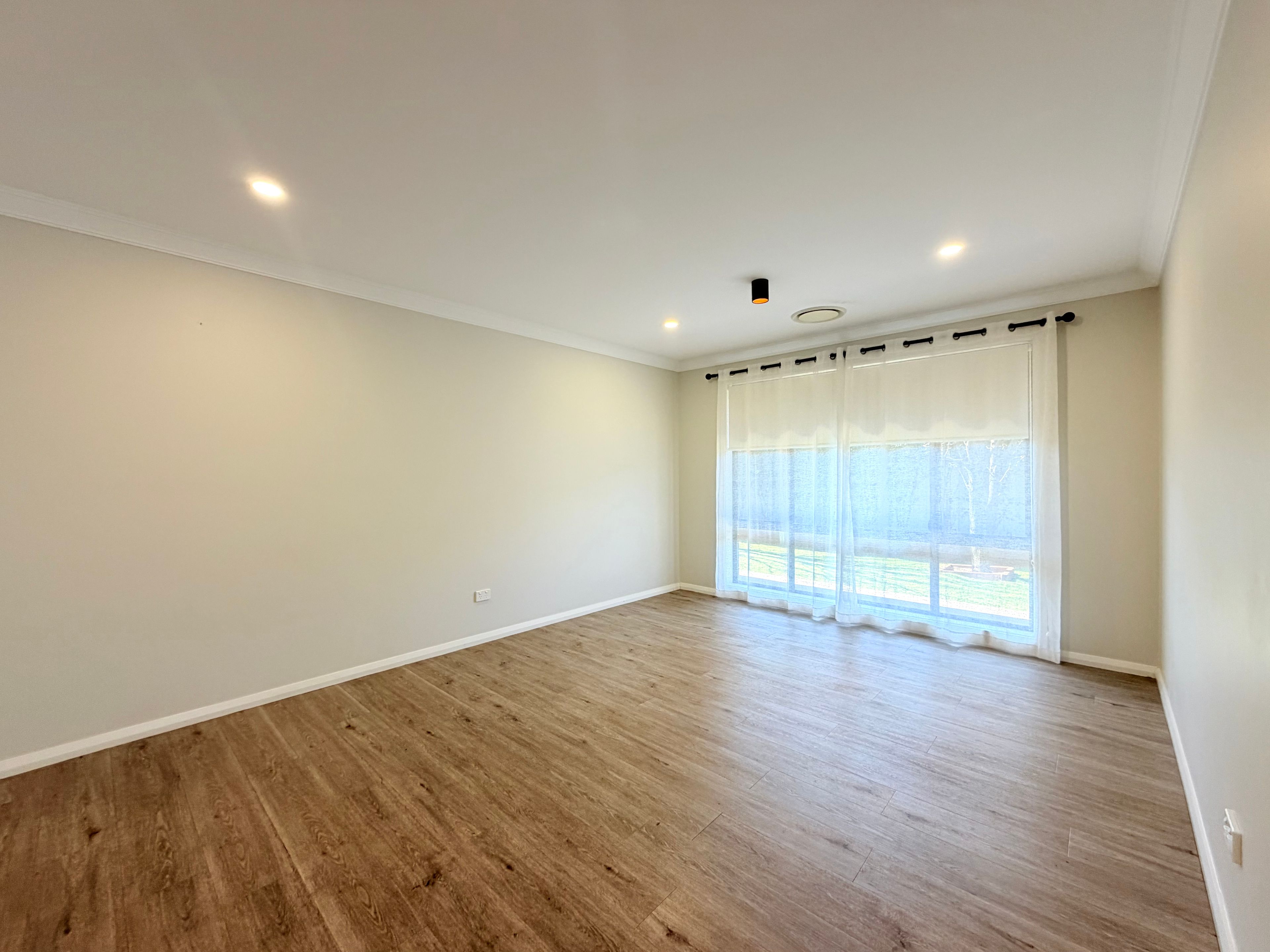 7 Prospector Avenue — photo 5 of 16