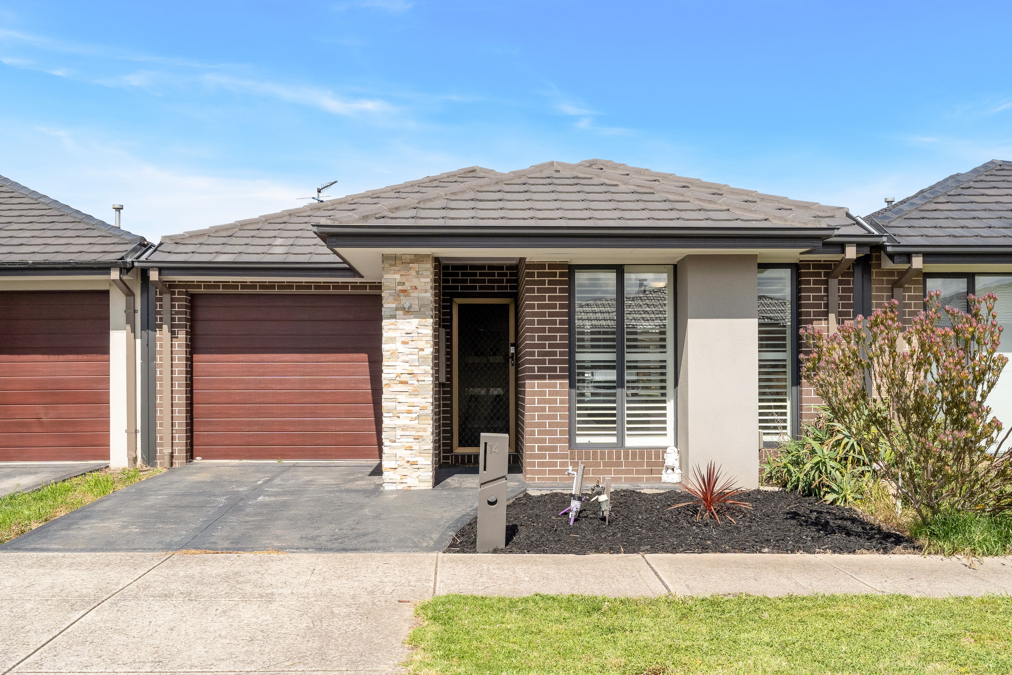 14 Loudon Circuit, Craigieburn VIC 3064