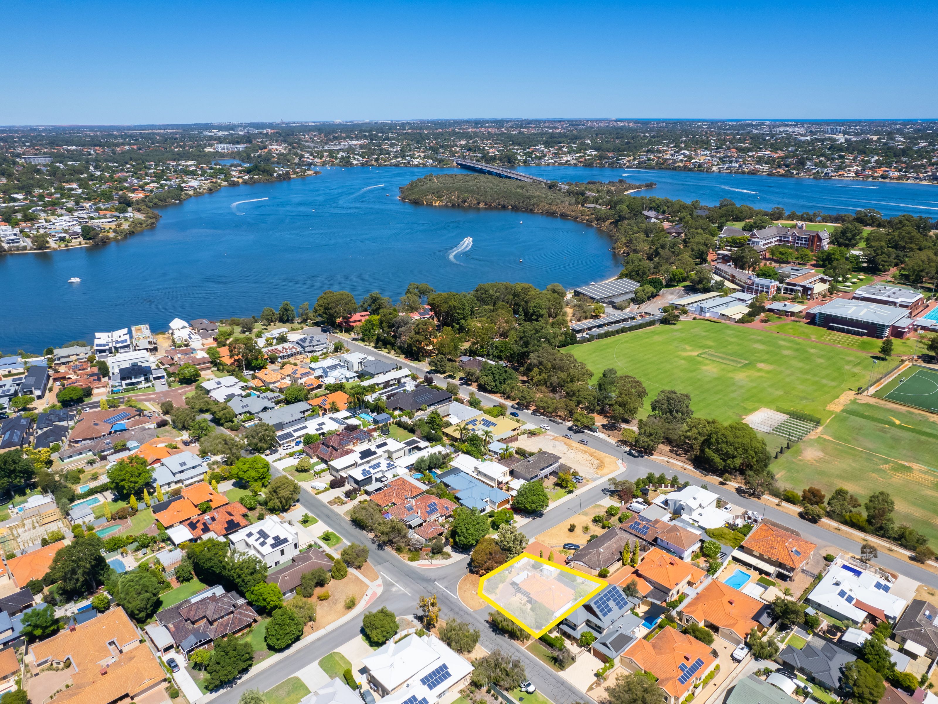 101B Welwyn Avenue, Salter Point, WA 6152 Sold House Ray White