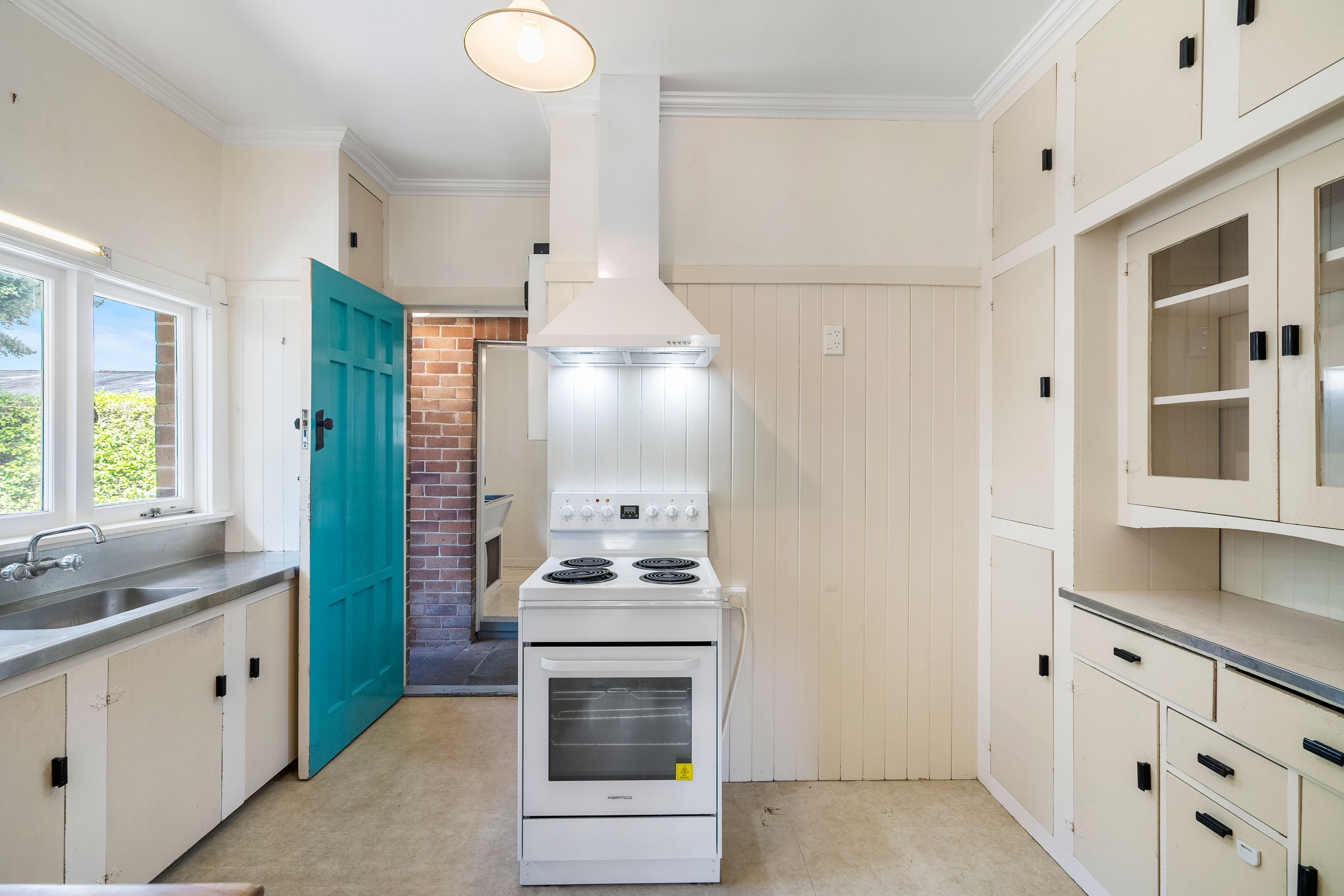 3 Elcoat Avenue, Te Atatu South, Waitakere City