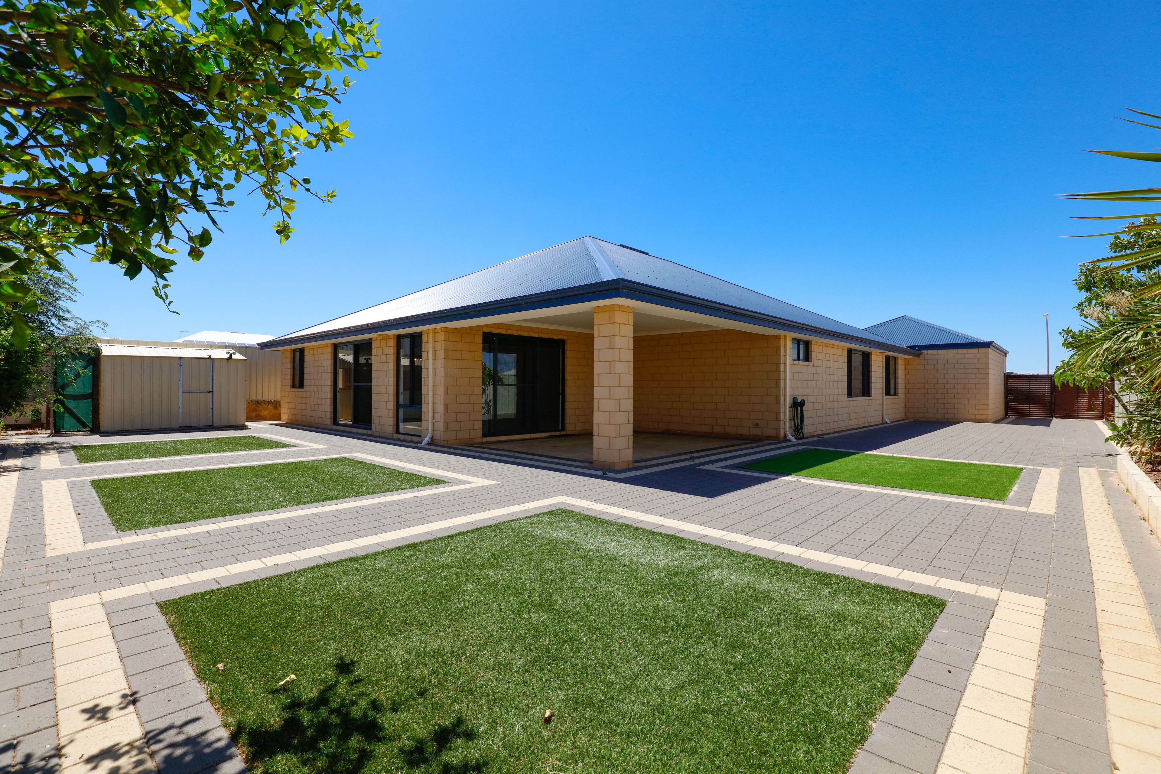 10 Piave Street, Wandina, WA 6530