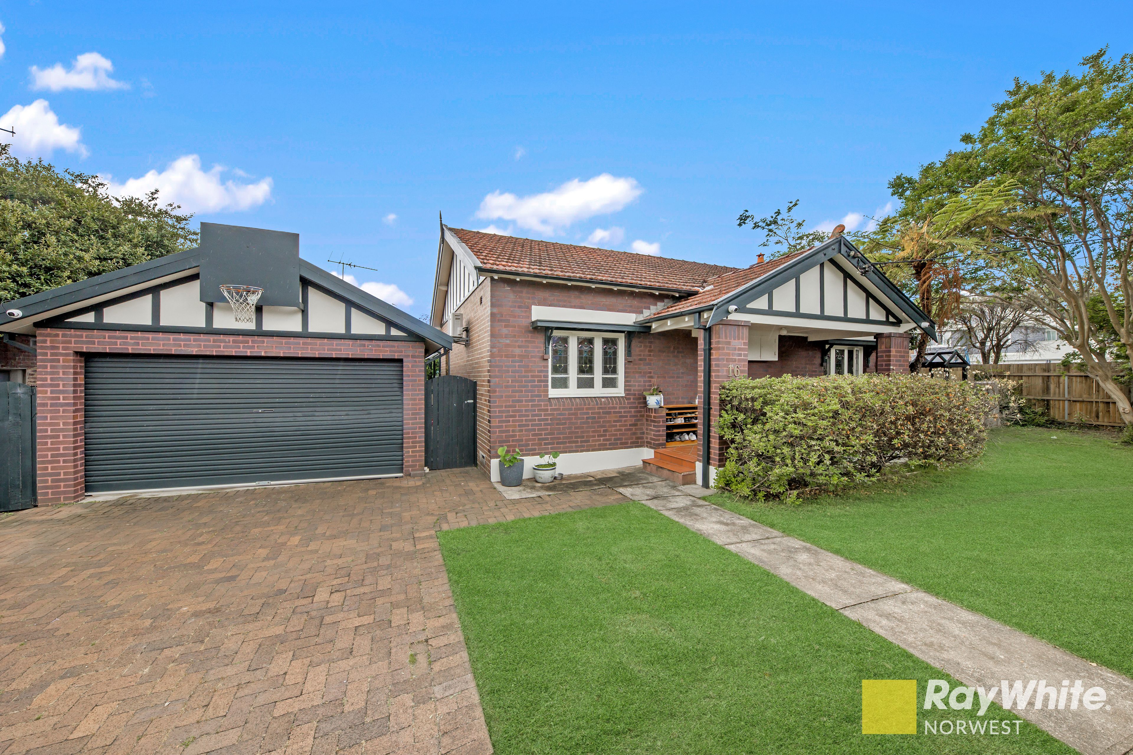 16 Riverside Avenue, Putney NSW 2112