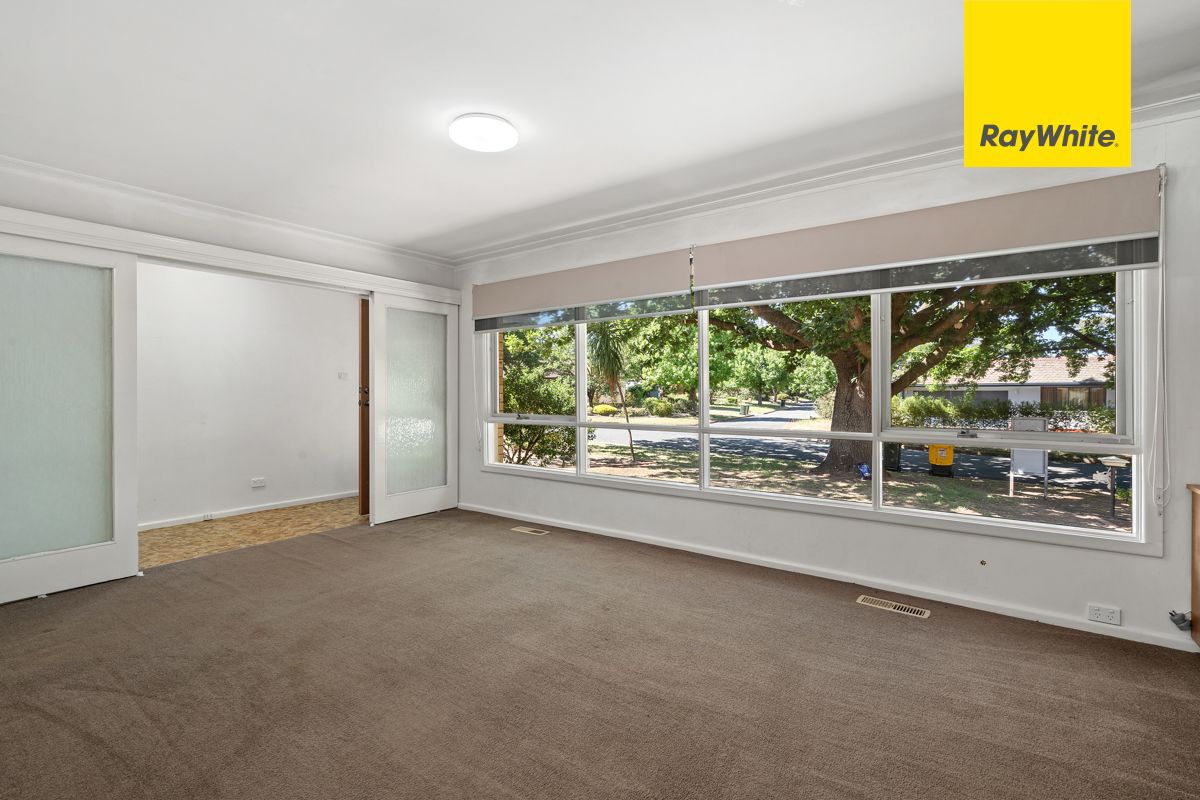 51 Irvine Street, Watson, ACT 2602